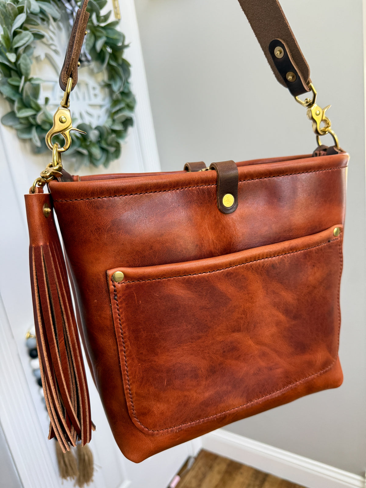Bennett “shorty” Bucket in Horween English Tan