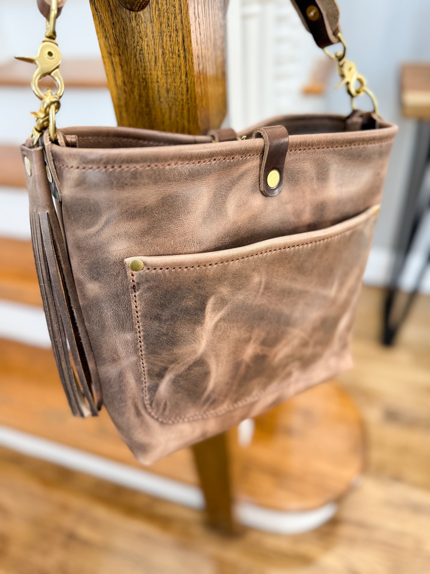 Bennett “shorty” Bucket in Horween Krypto Vetiver Leather