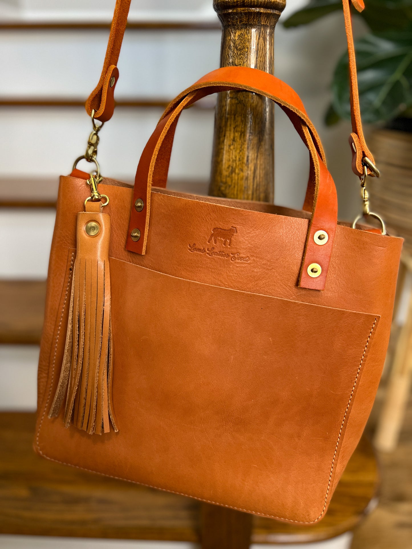 Medium Brookie Tote in Premium Saddle