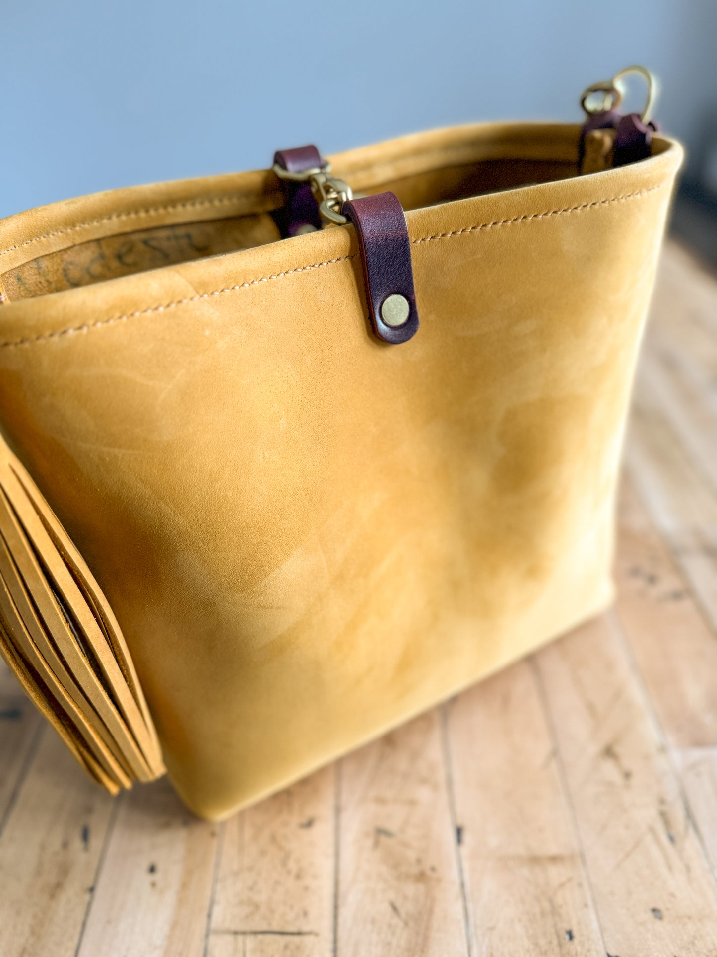 Hobo Bucket in Wheat Modesto Horween Leather
