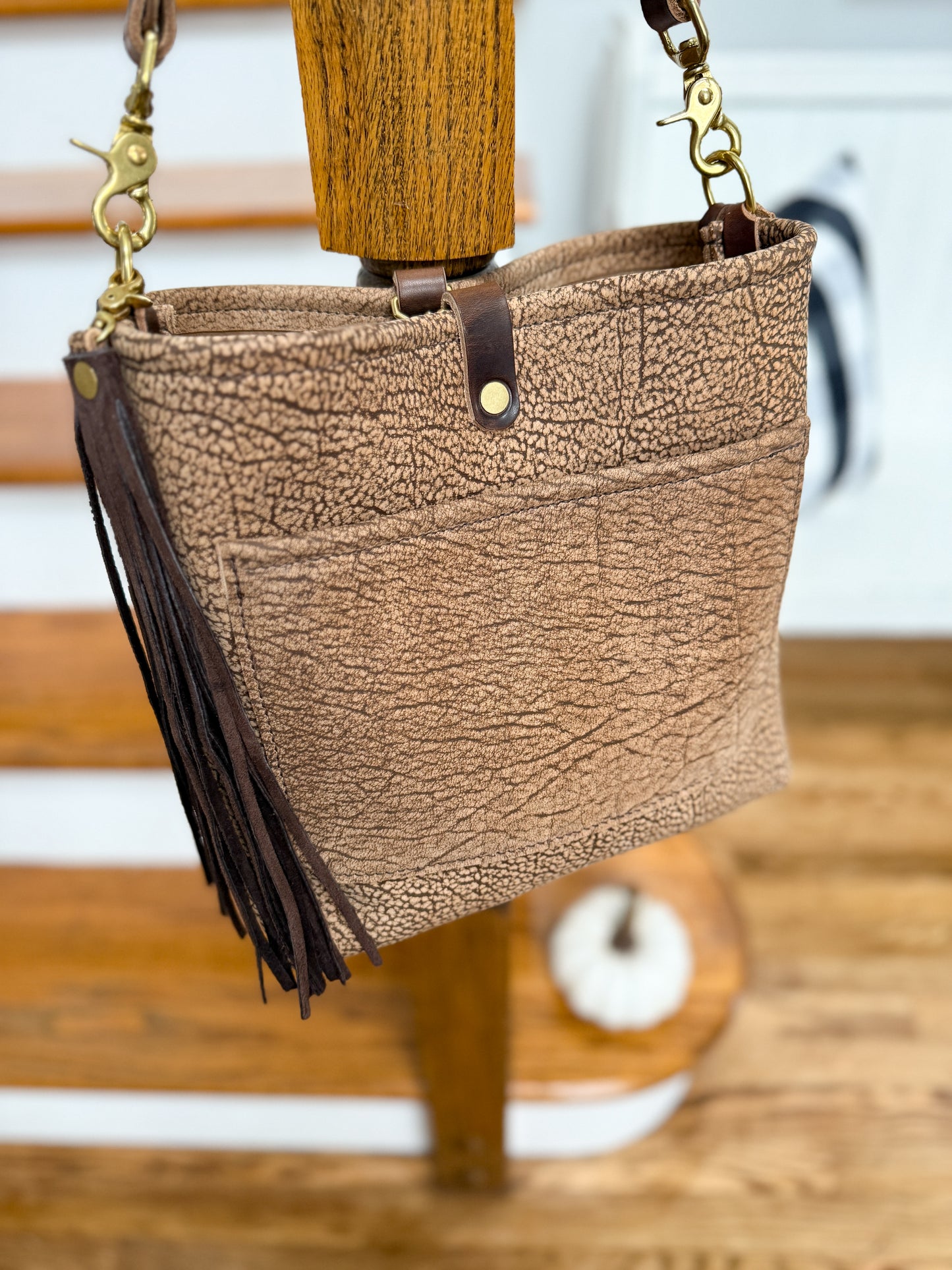 Bennett “shorty” Bucket in Full Grain Riverstone Bison