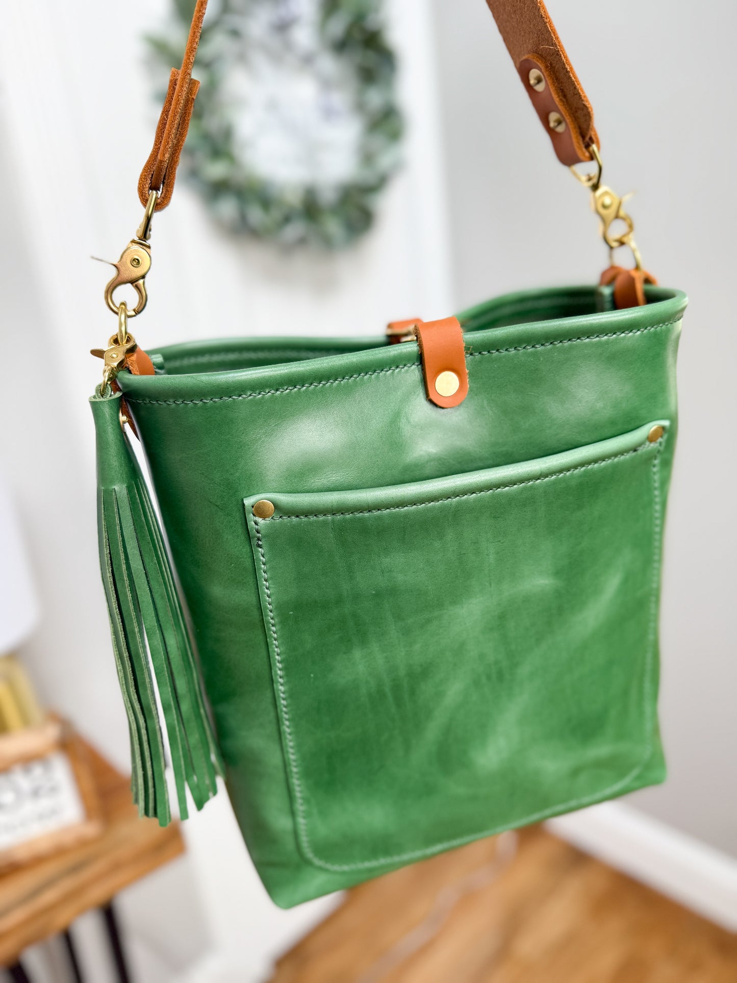 Bennett Bucket in Shamrock Green Full Grain Leather