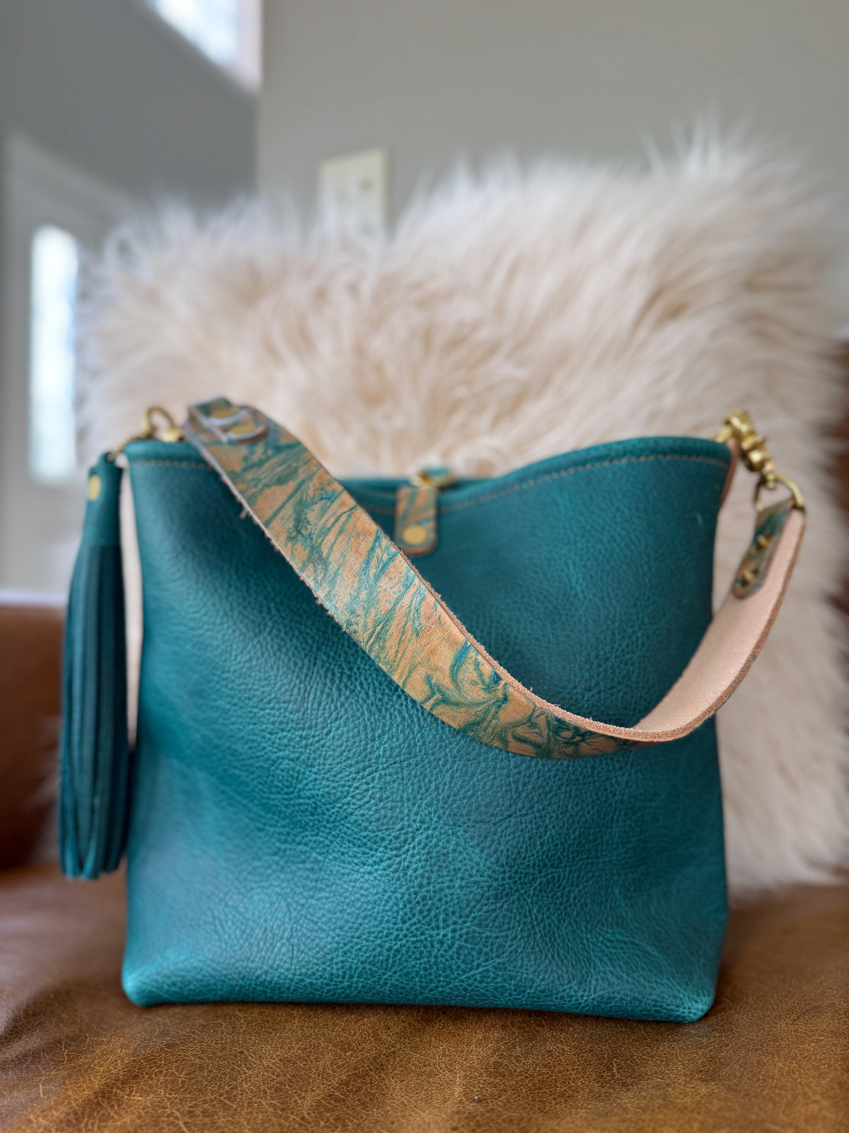 Hobo Bucket in Blue Moon Bison w/Candy Strap