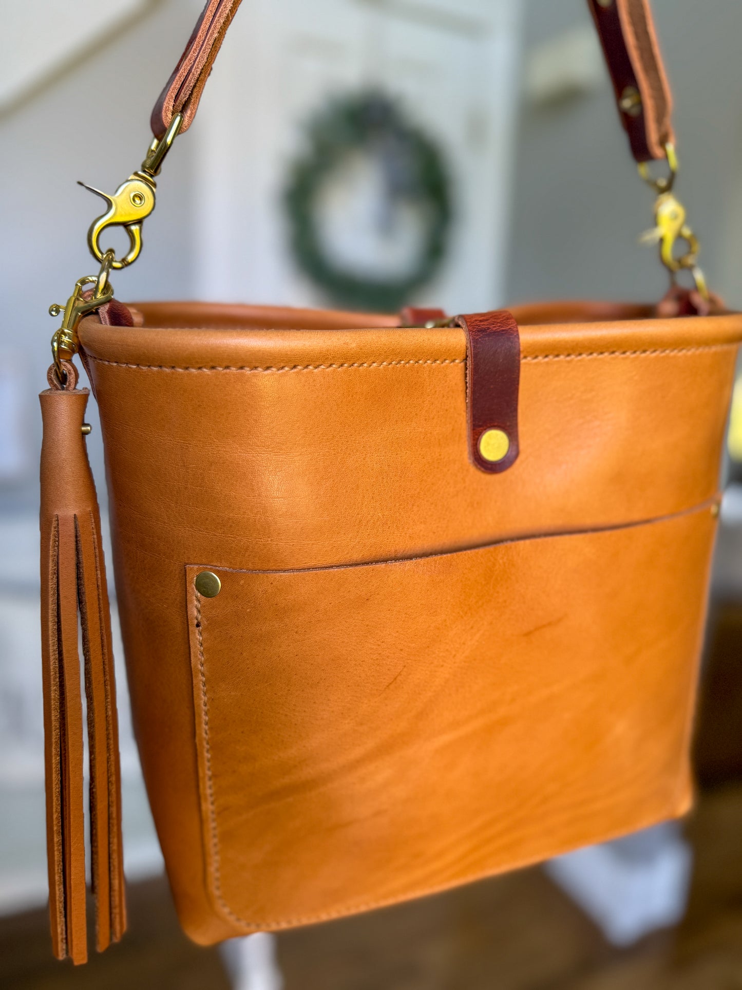 Bennett “shorty” Bucket in Premium Saddle