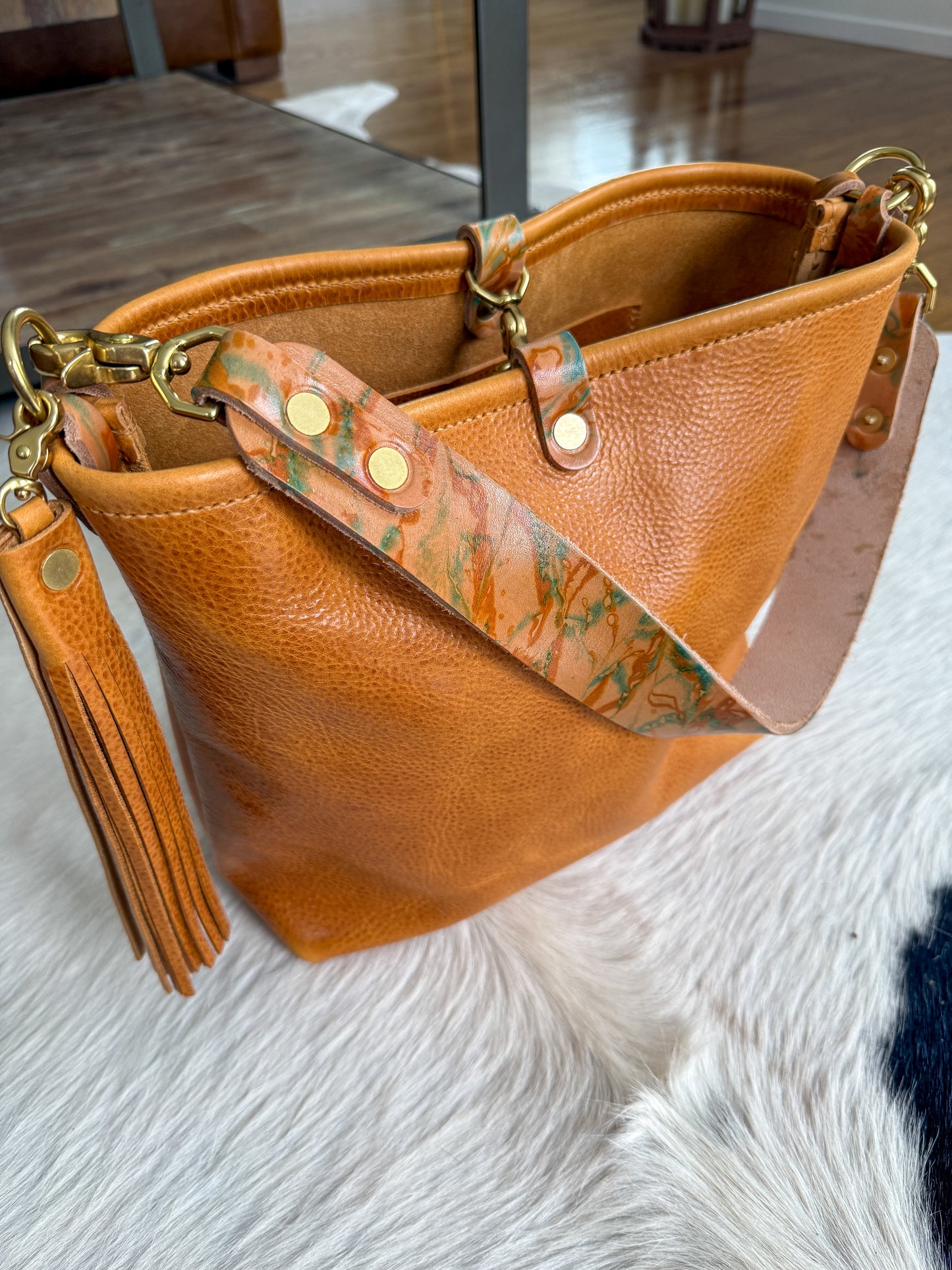 Hobo Bucket in Italian Honey Saffron Vegetable Tan w/Candy Strap