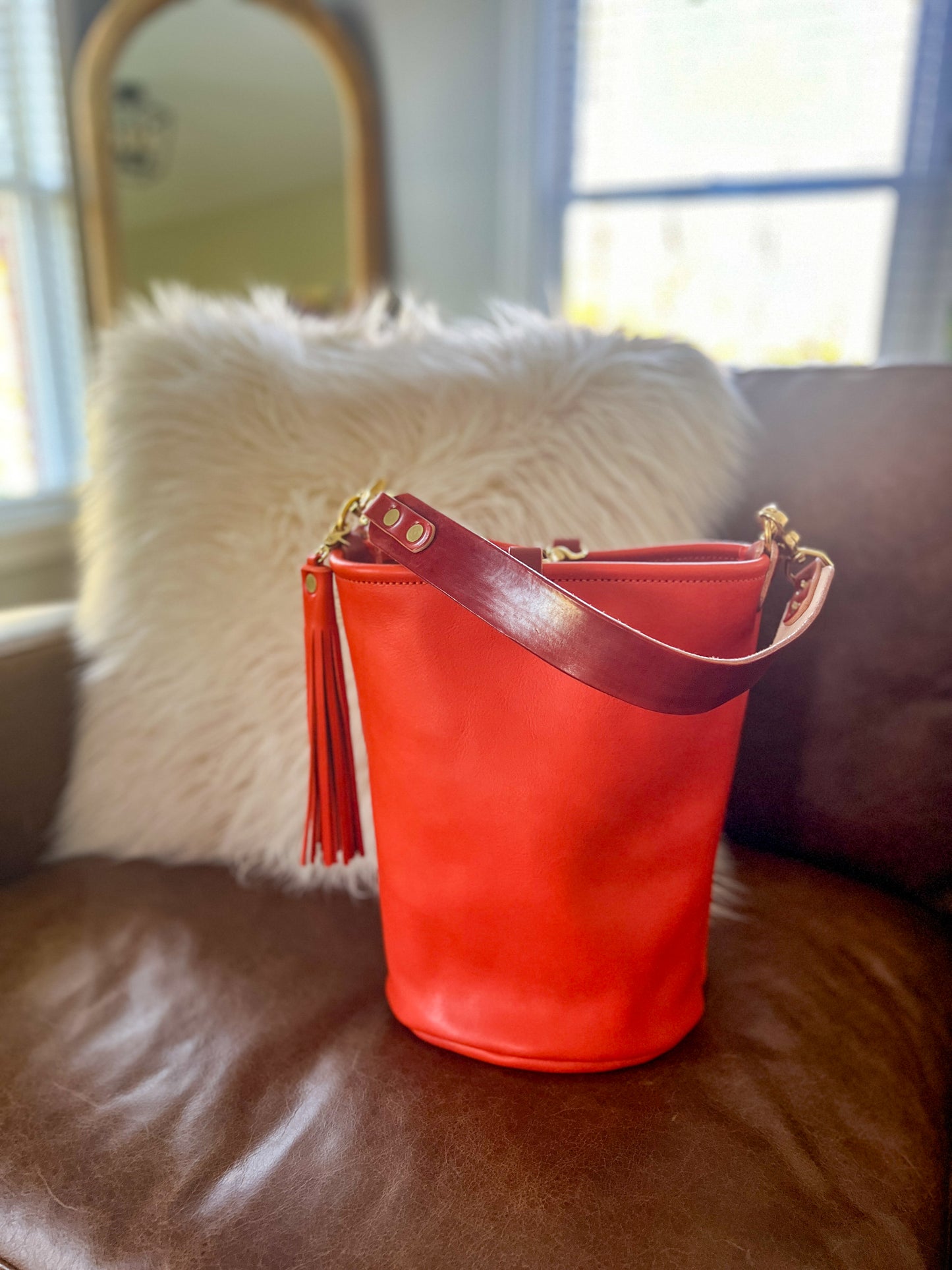 O Ring Bucket Bag in Mandarin Vachetta