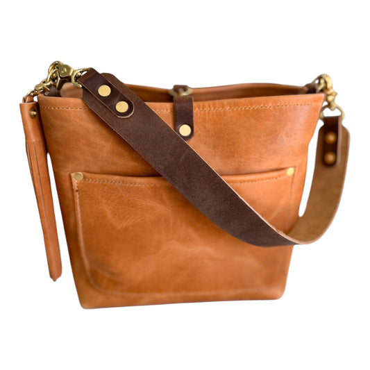 Bennett “shorty” Bucket in Natural Derby Horween