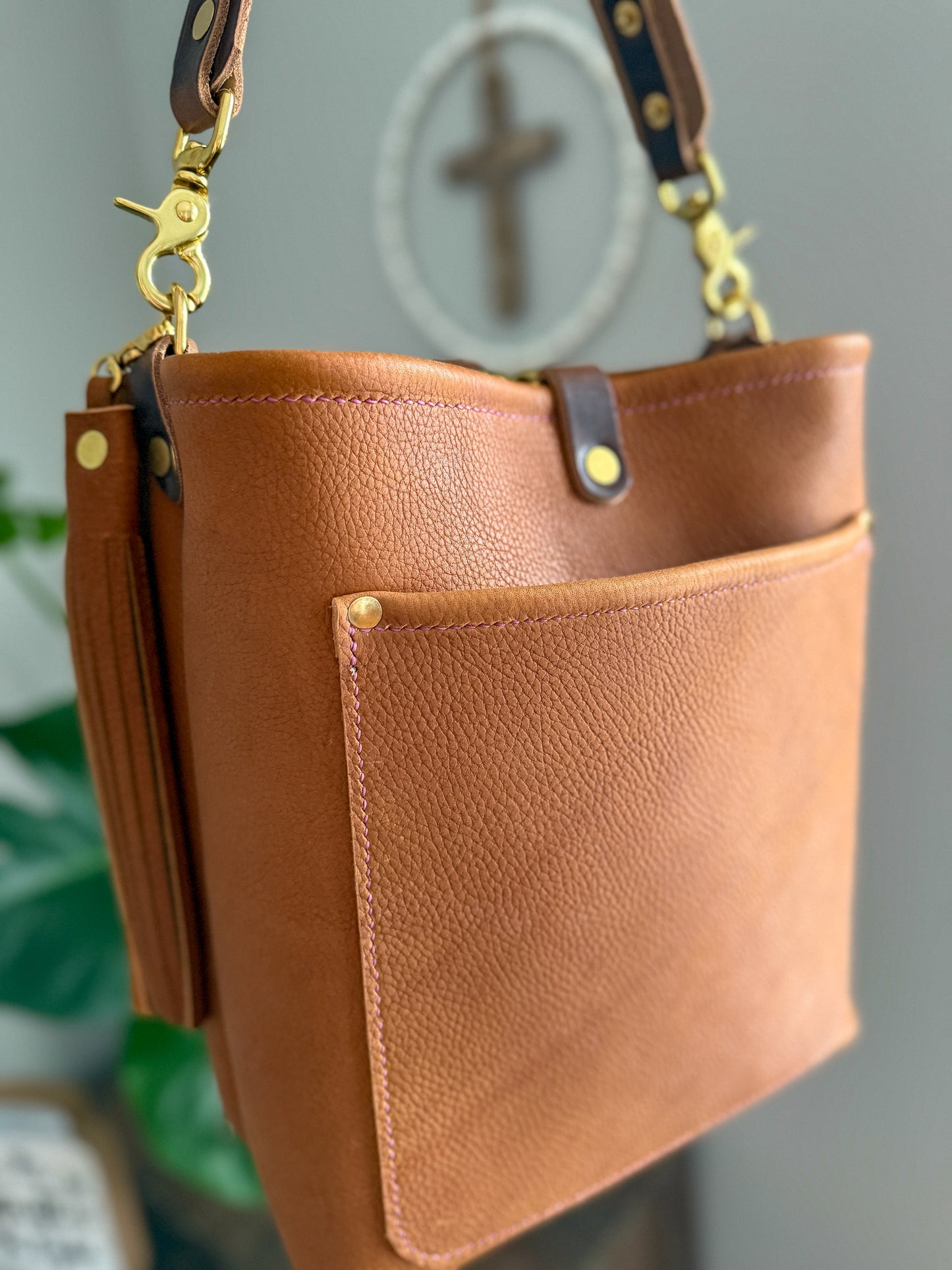 Bennett Bucket in Coffee Kodiak