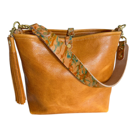 Hobo Bucket in Italian Honey Saffron Vegetable Tan w/Candy Strap