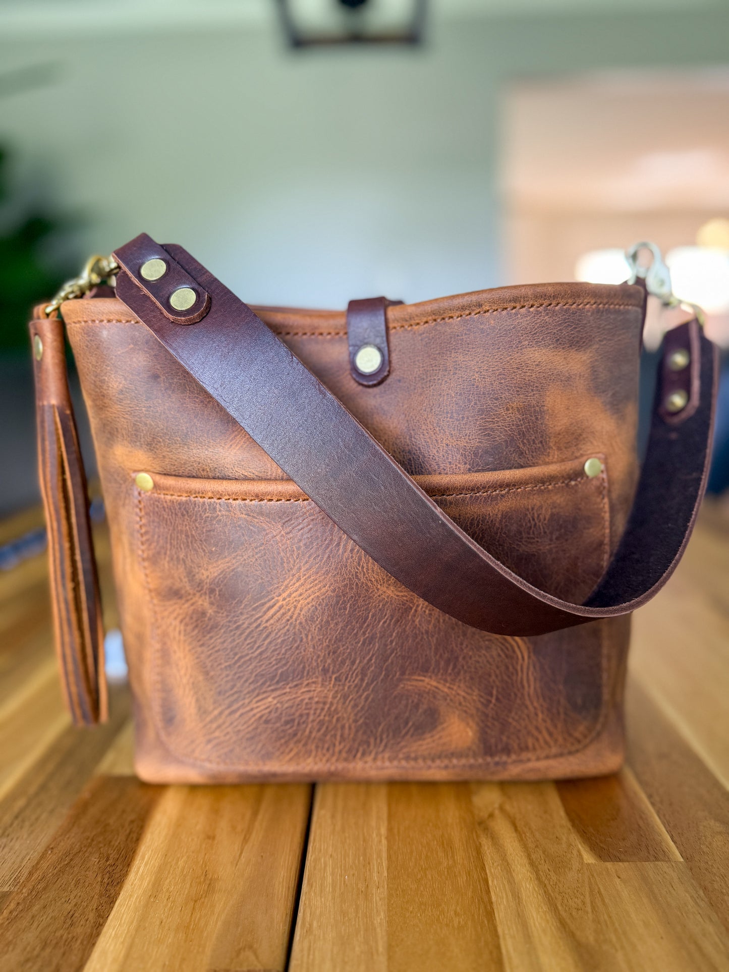 Bennett “shorty” Bucket in Old Soul Full Grain Leather