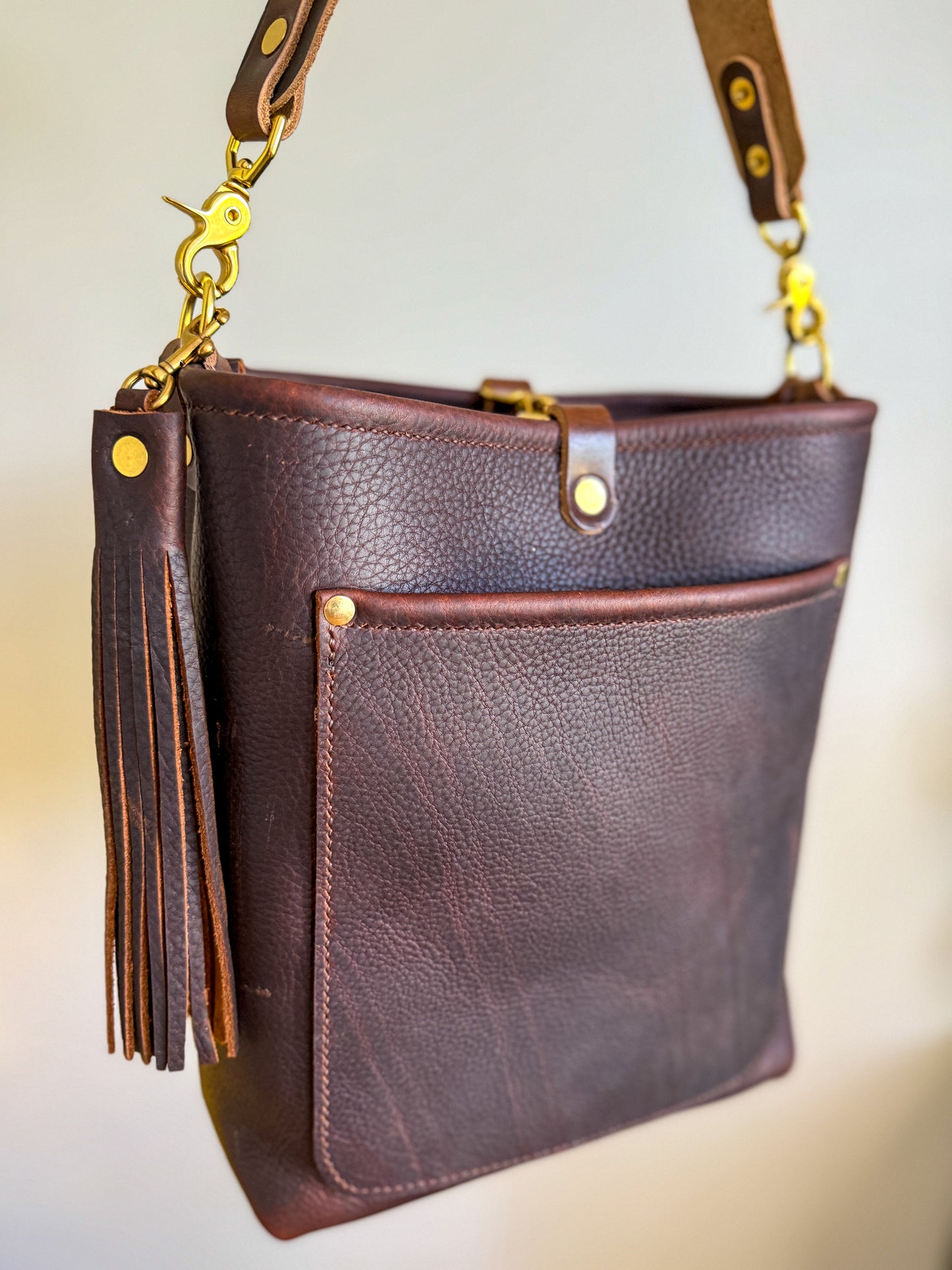 Bennett Bucket in Espresso Kodiak Full Grain Leather