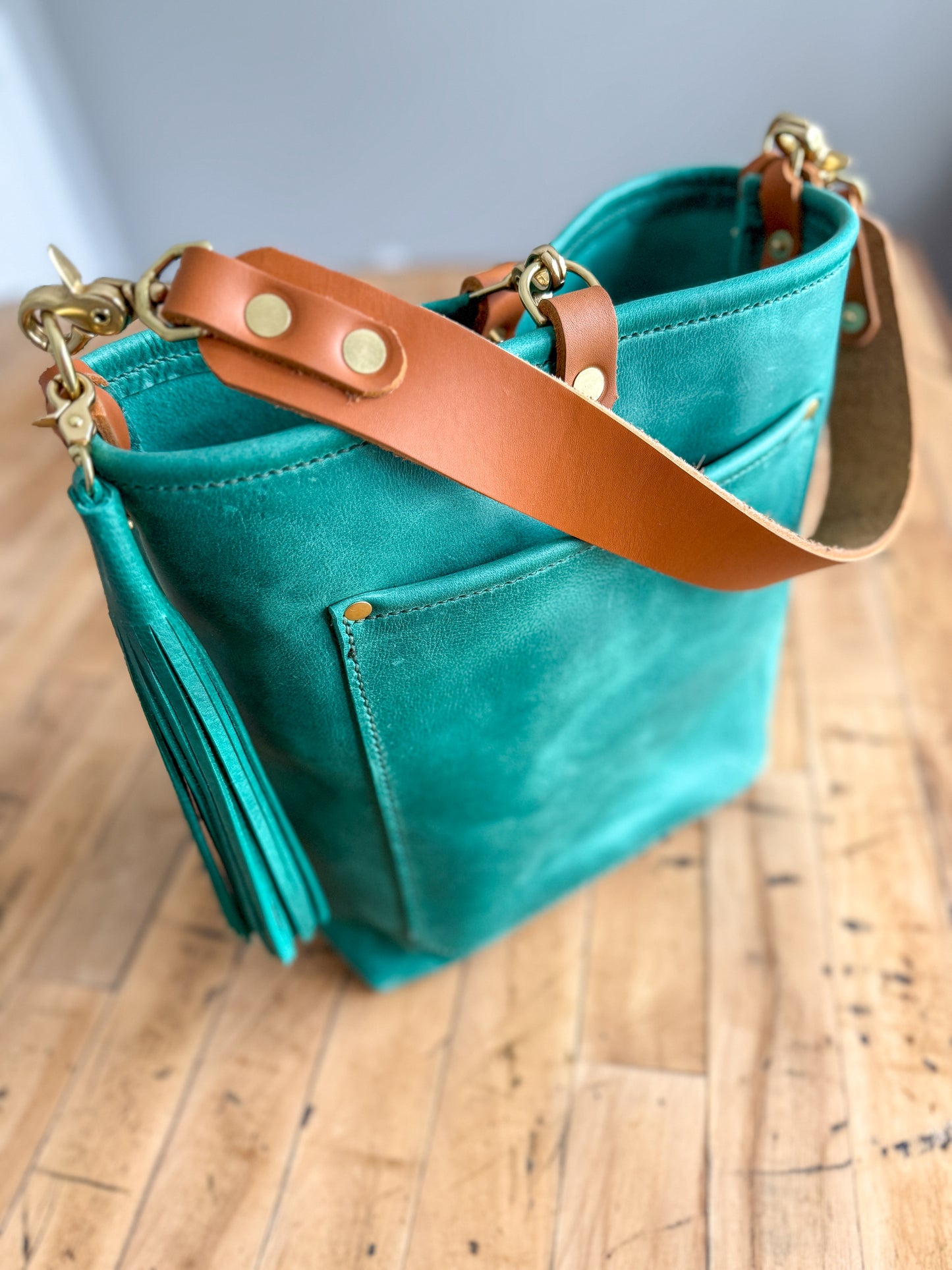 Bennett Bucket in Teal Full Grain Leather