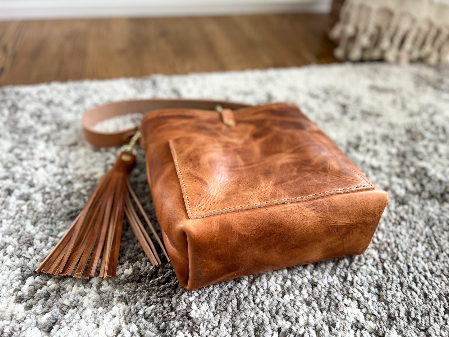 Petite Bennett Bucket in Natural Derby Horween