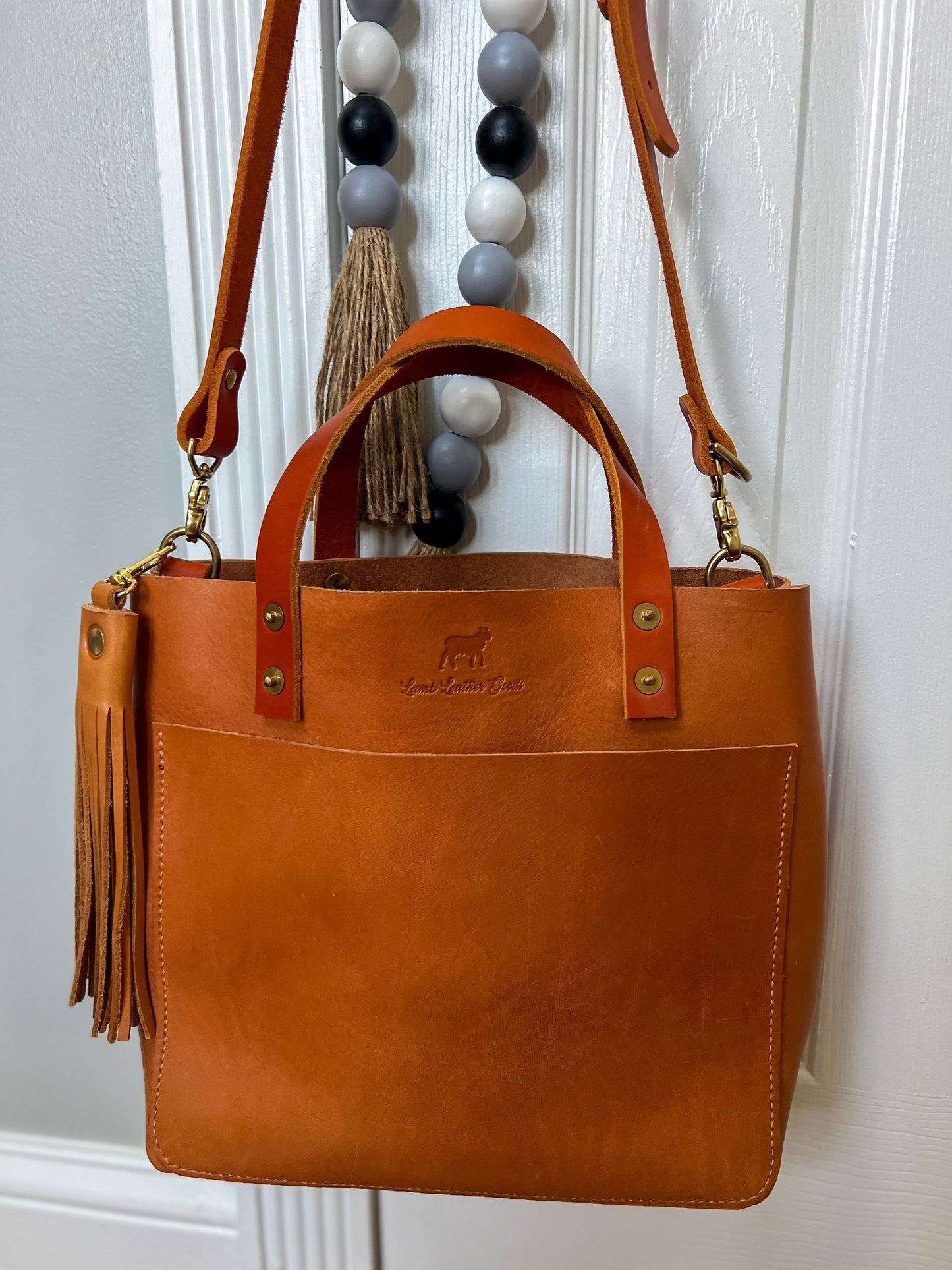 Medium Brookie Tote in Premium Saddle