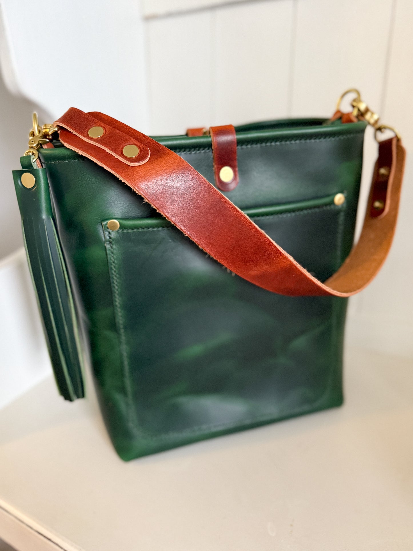 Bennett Bucket in Emerald Horween Puttman Leather