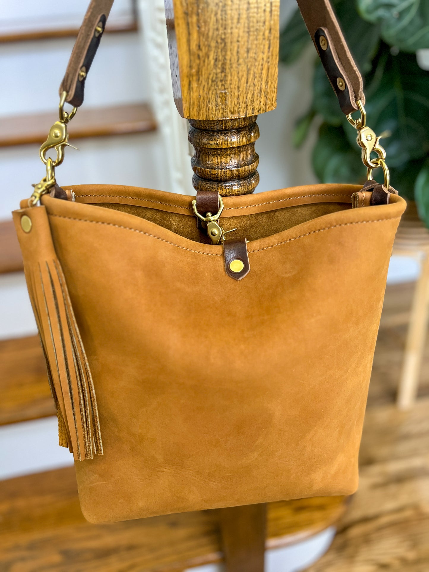 Hobo Bucket in Desert Sand Full Grain Leather