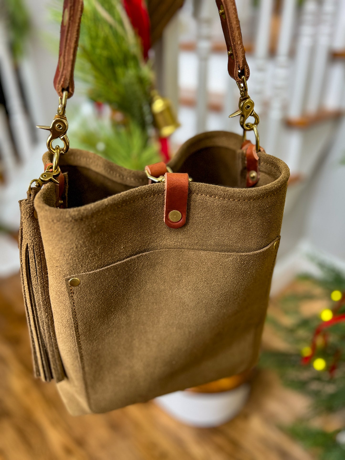 Bennett Bucket in Moss Suede Leather