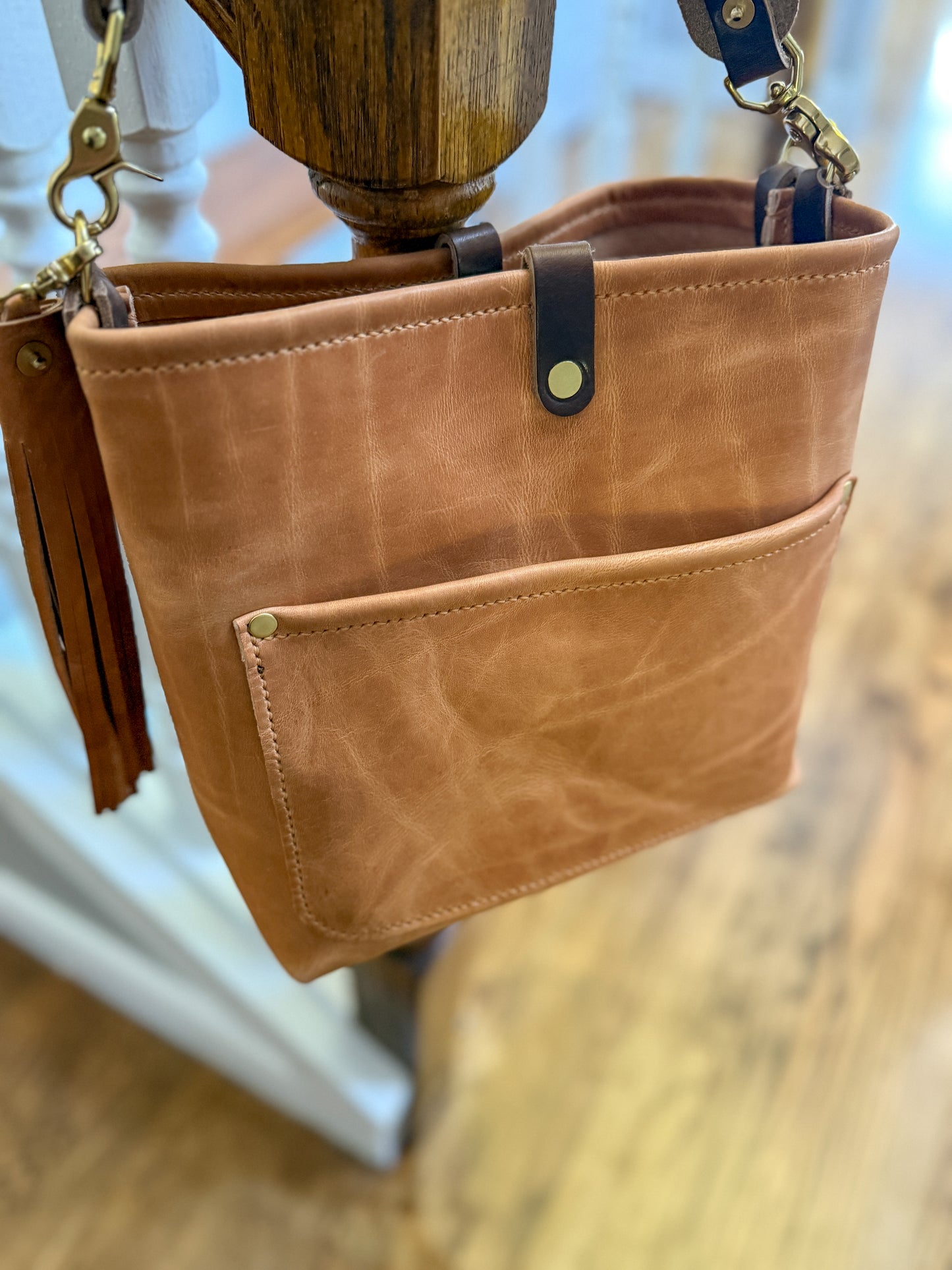 Bennett “shorty” Bucket in Natural Derby Horween