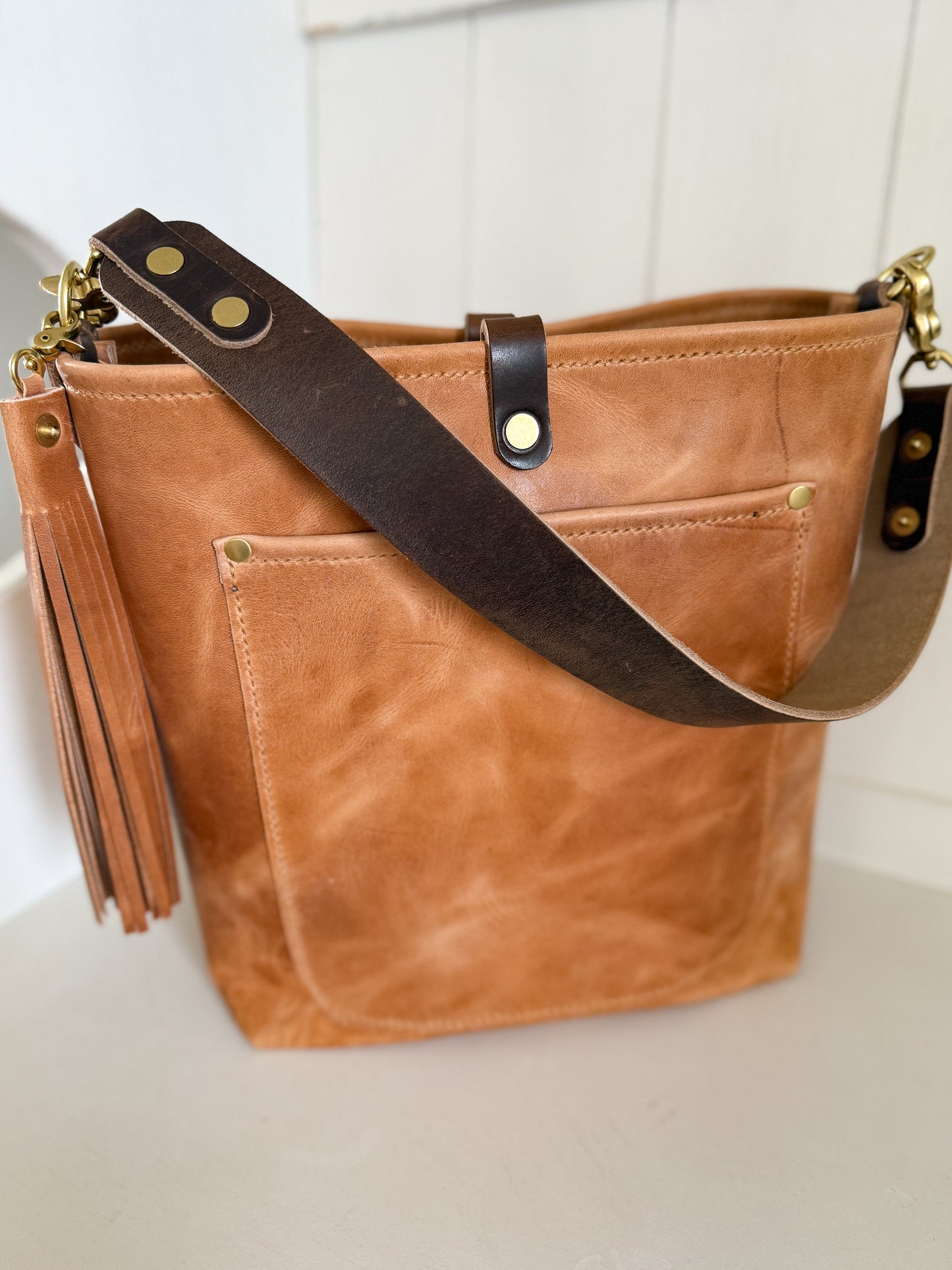 Bennett Bucket in Light Natural Derby Horween