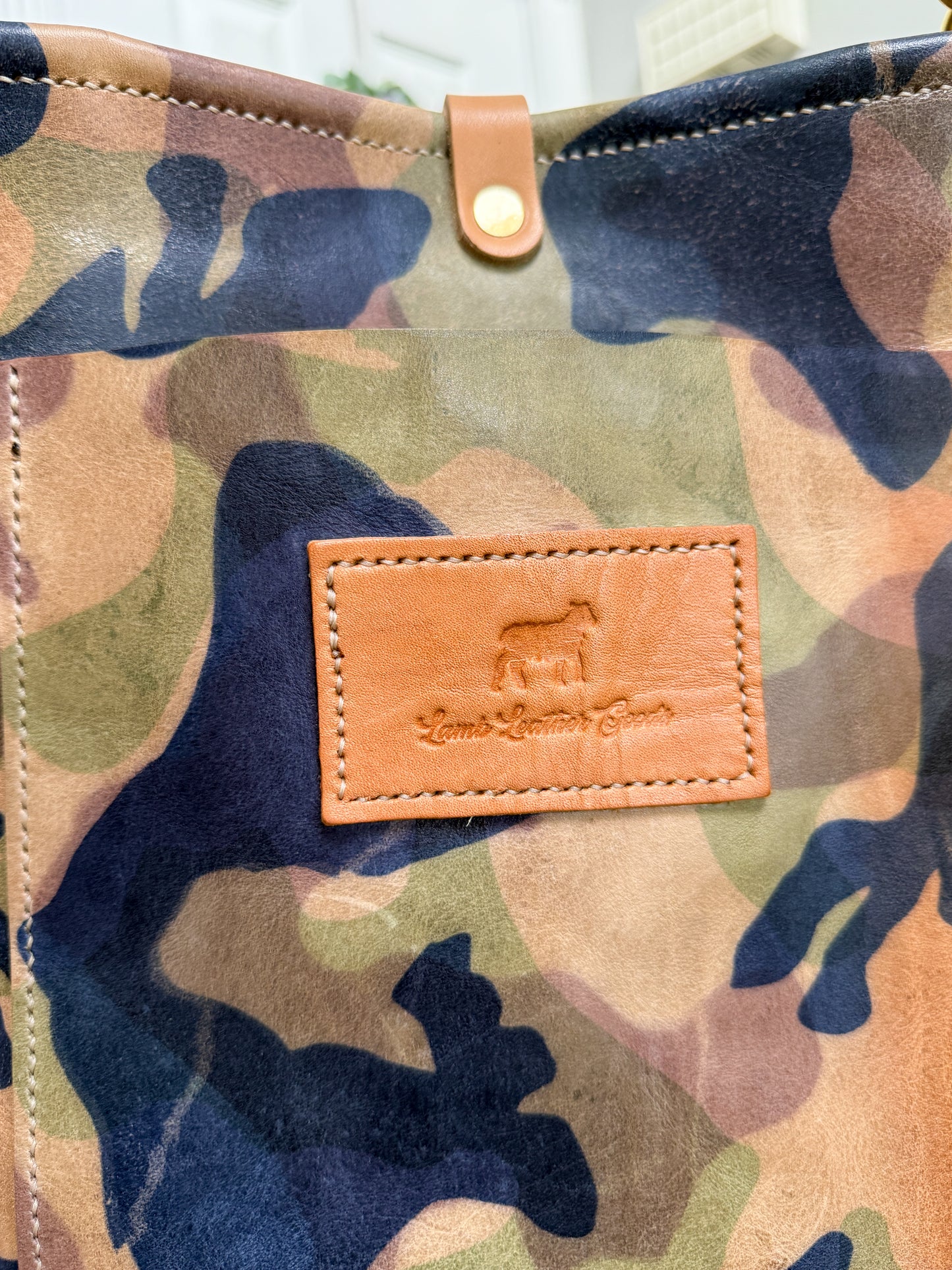 Bennett Bucket in Full Grain Camo Vegetable Tanned Leather