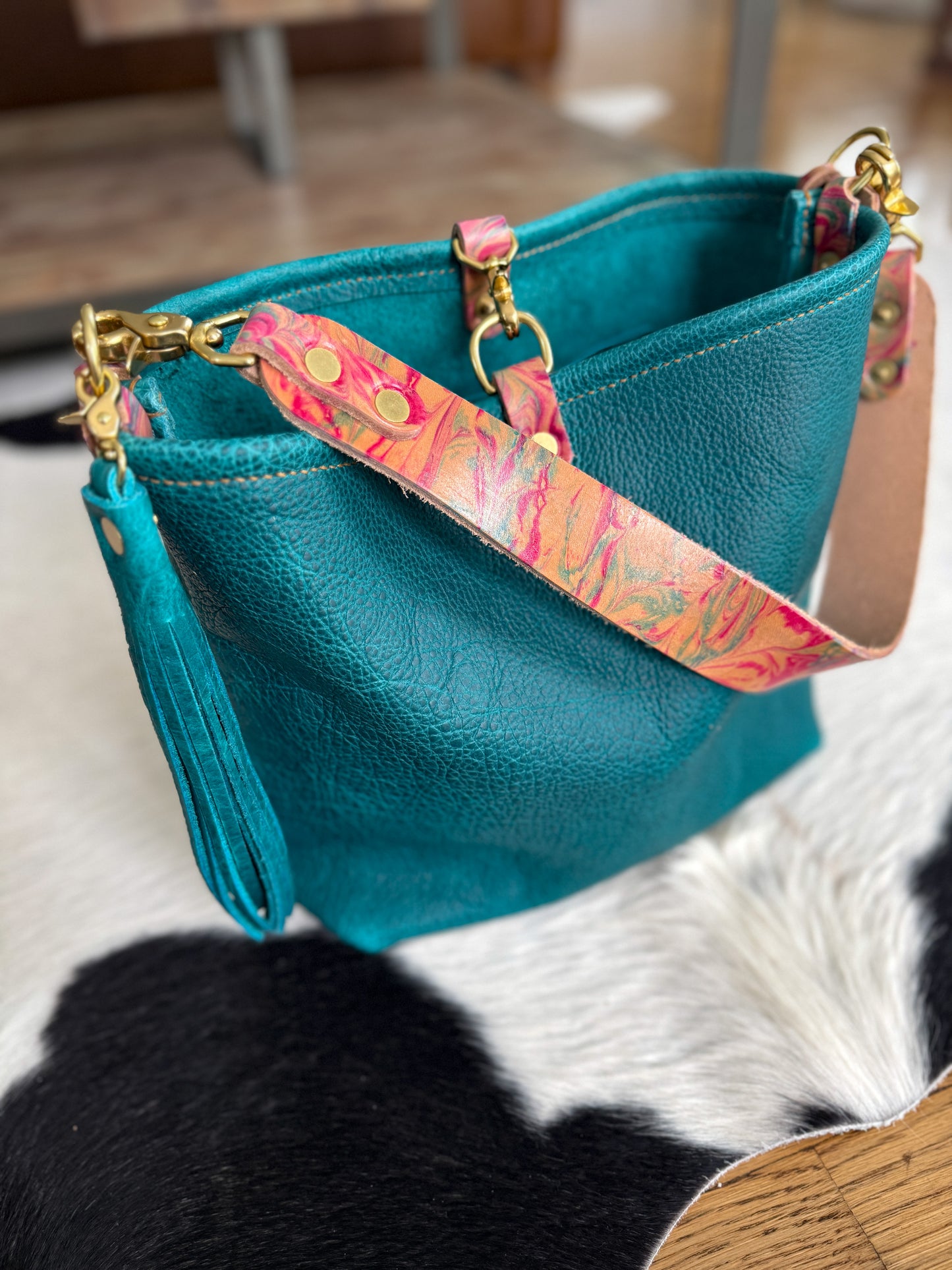 Hobo Bucket in Blue Moon Bison w/Candy Strap