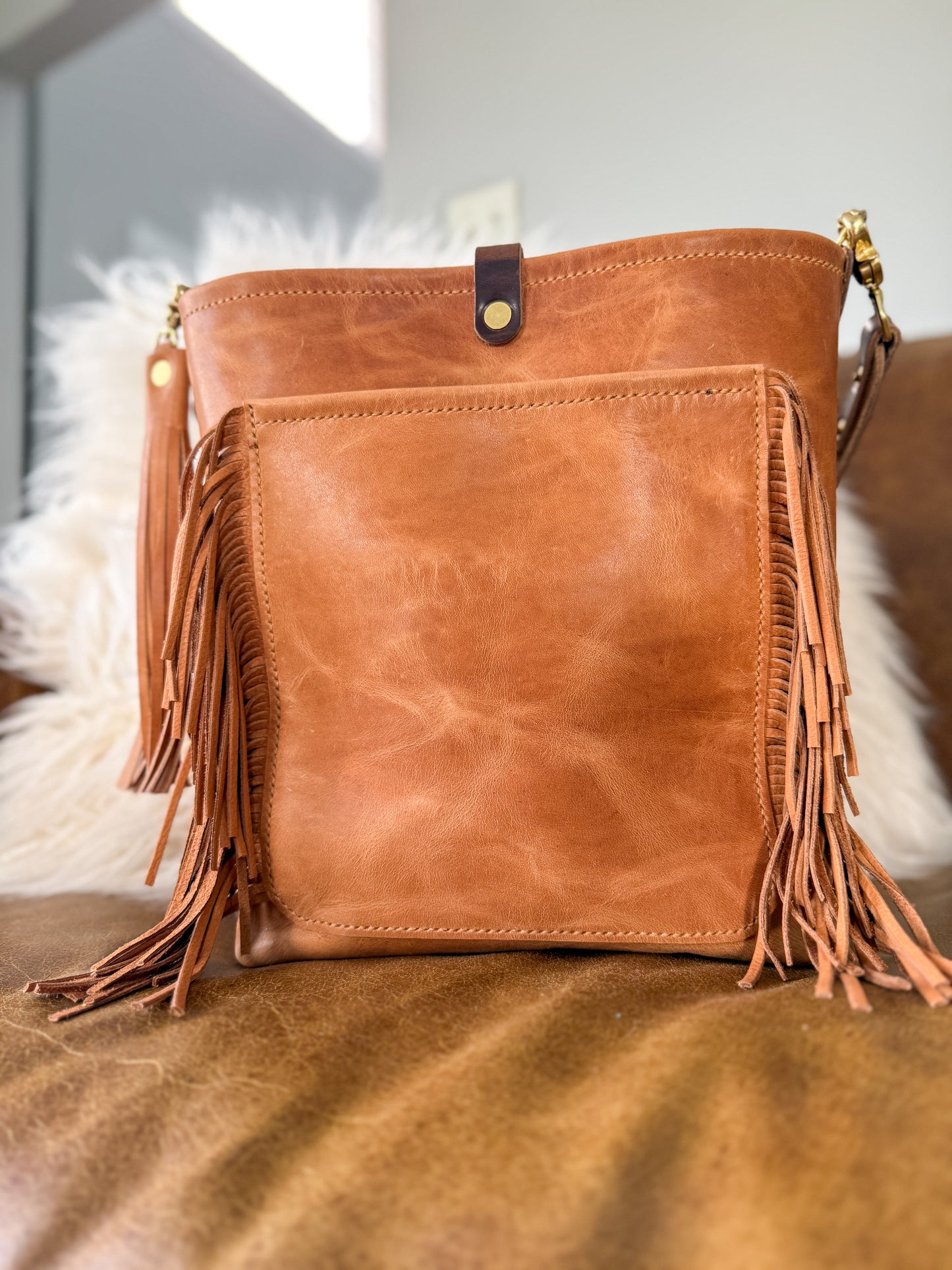 Western Bennett Bucket in Horween Natural Derby w/fringe