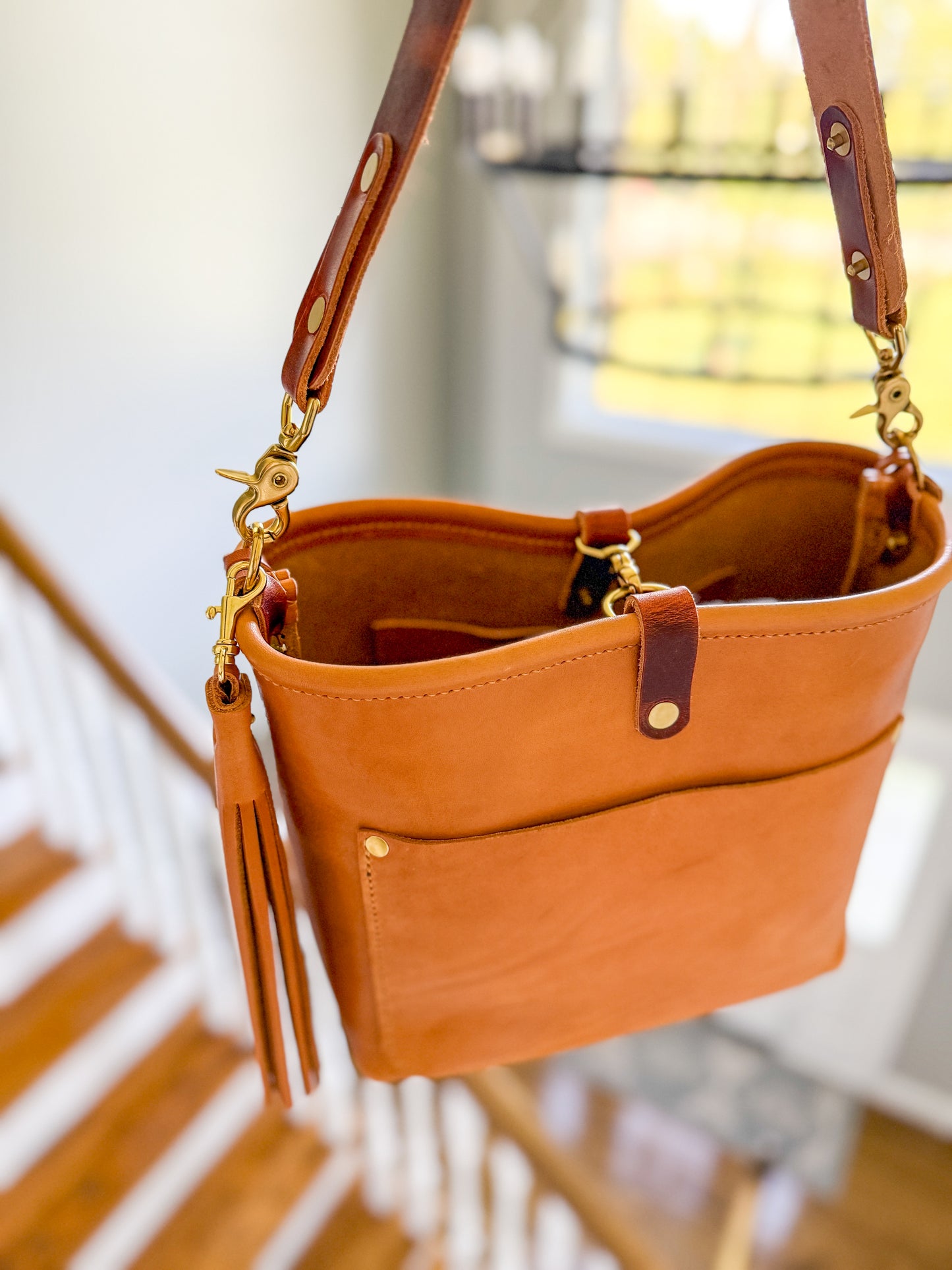 Bennett “shorty” Bucket in Premium Saddle