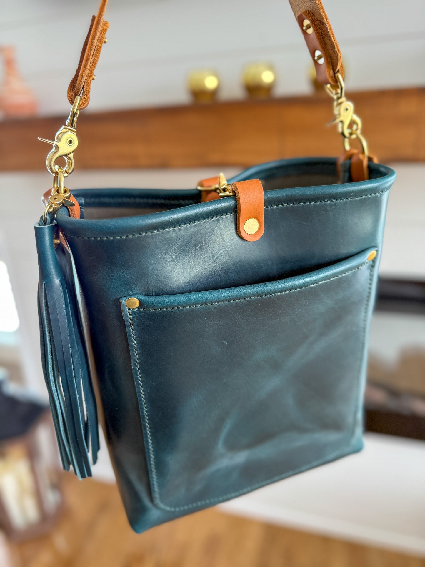 Bennett Bucket in Horween Marine Blue