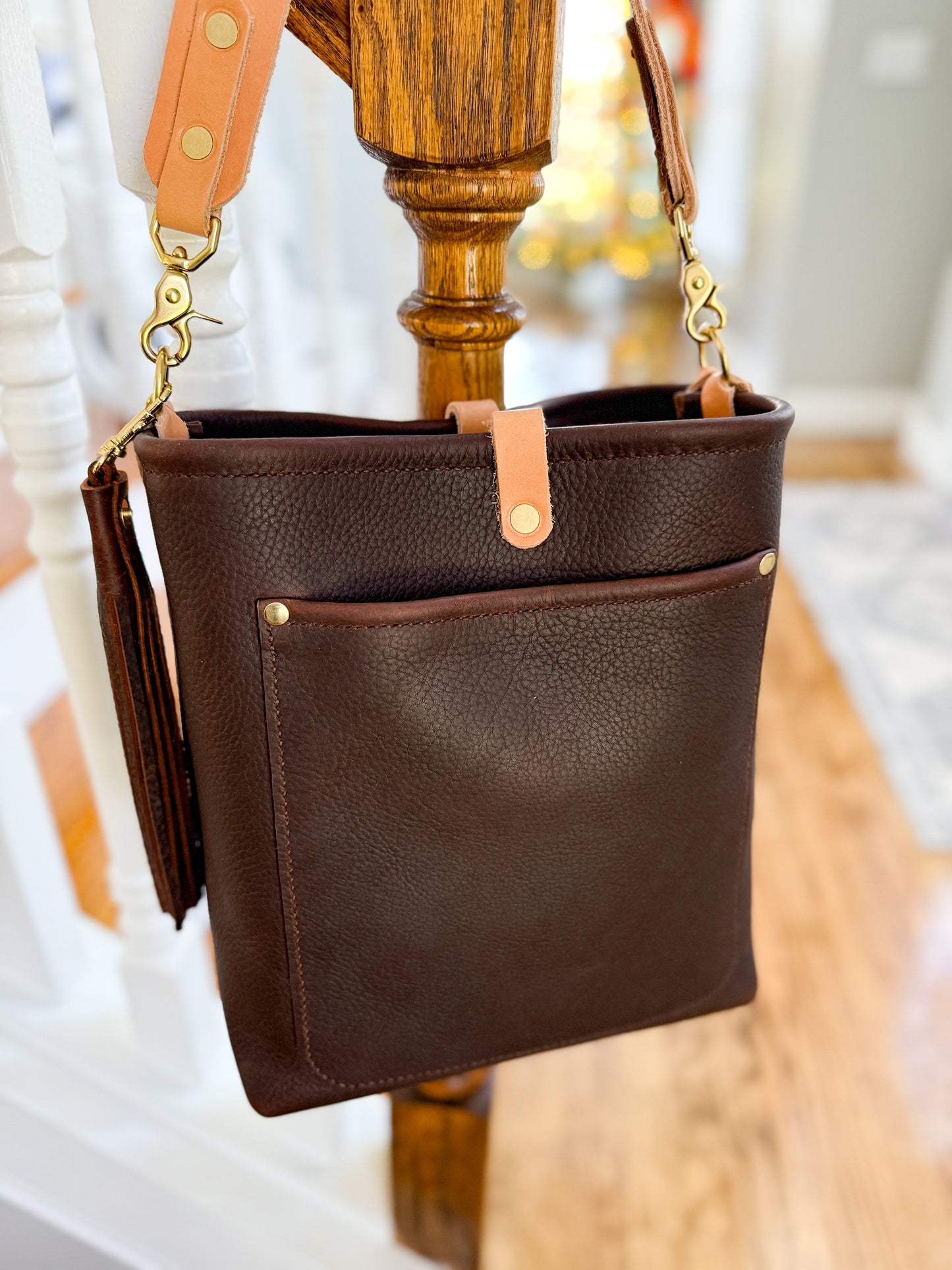 Bennett Bucket in Espresso Kodiak Full Grain Leather
