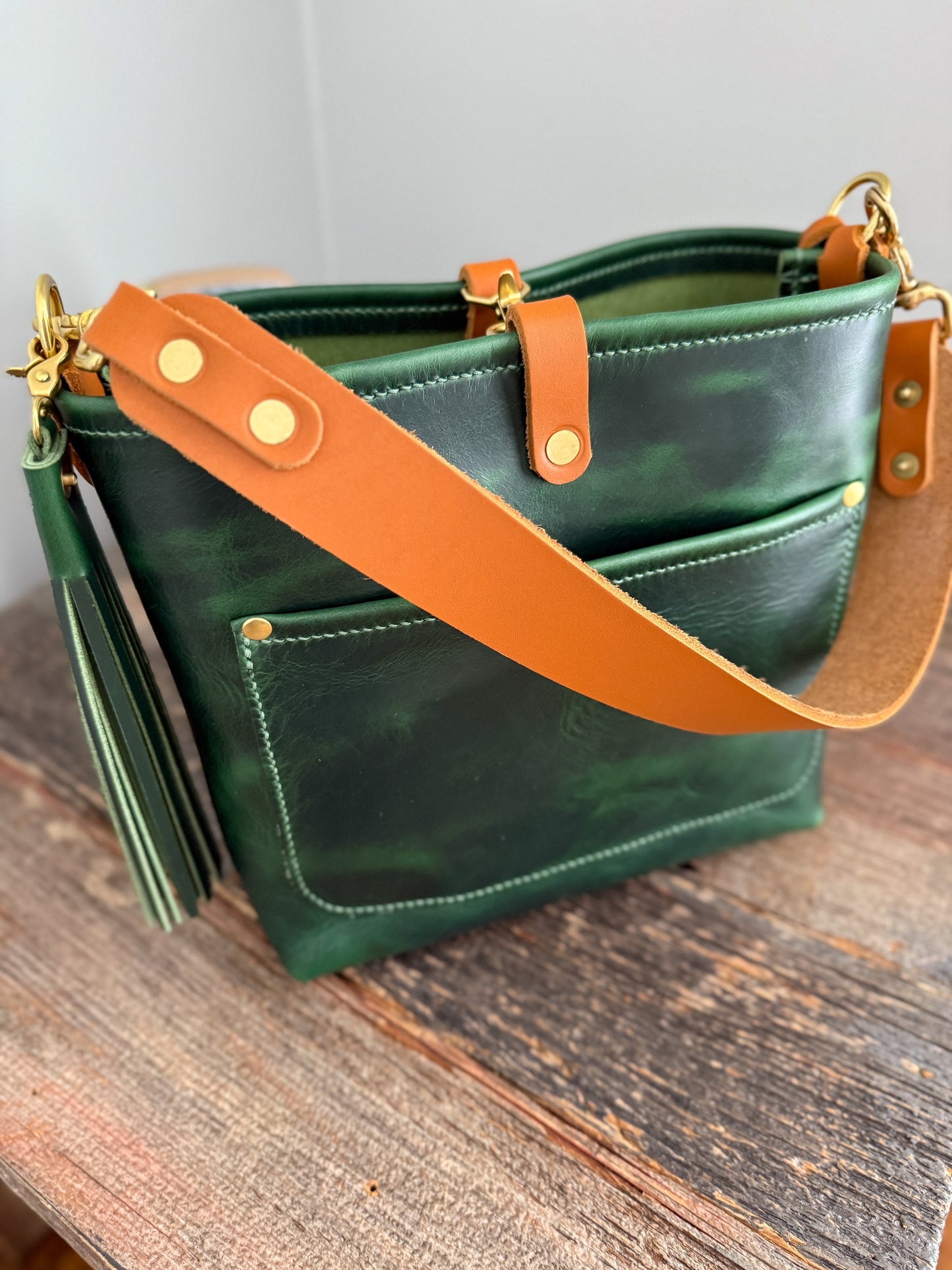 Bennett “shorty” Bucket in Emerald Horween Puttman Leather