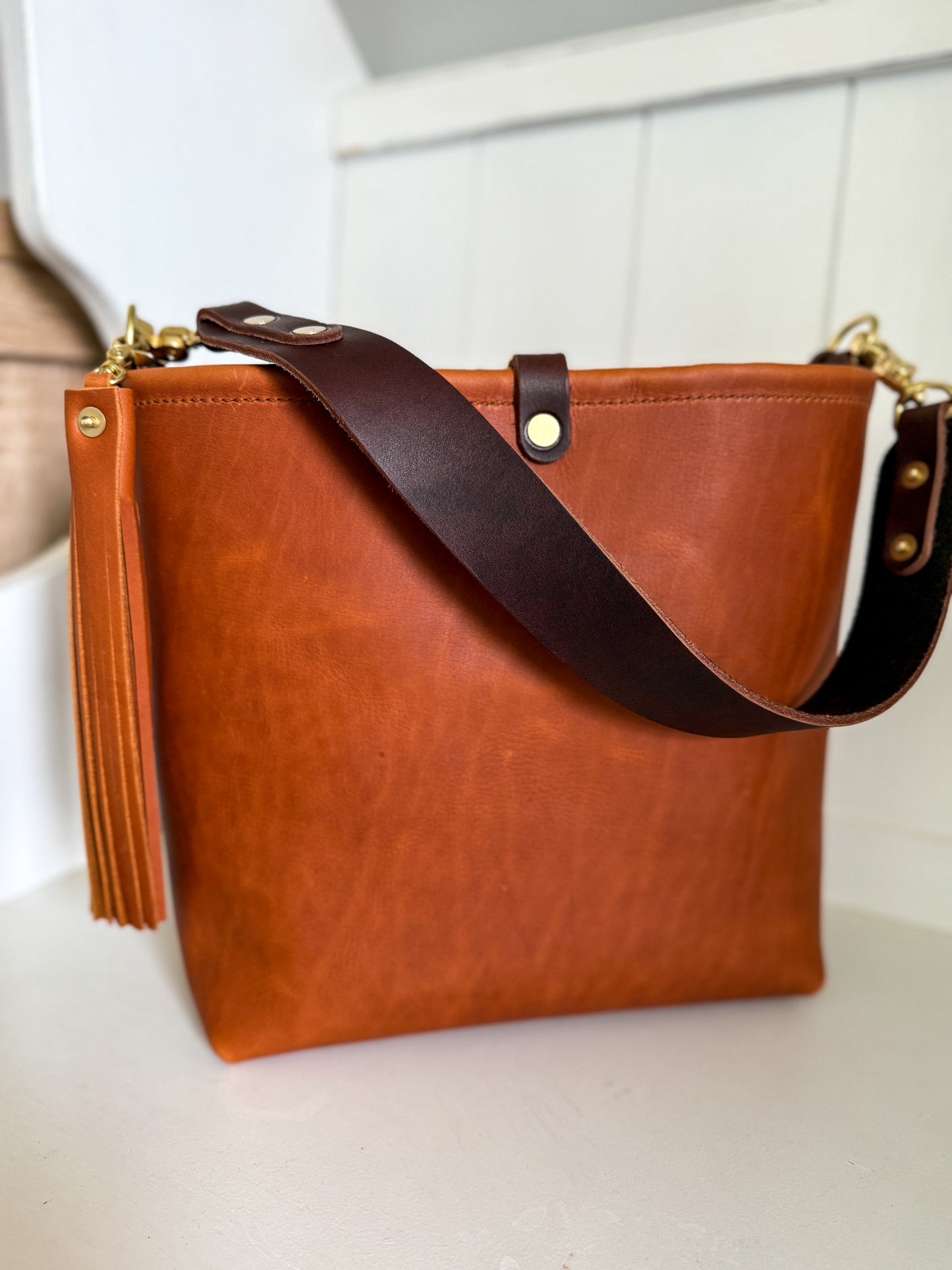 Bennett Bucket in Tawny Full Grain Leather