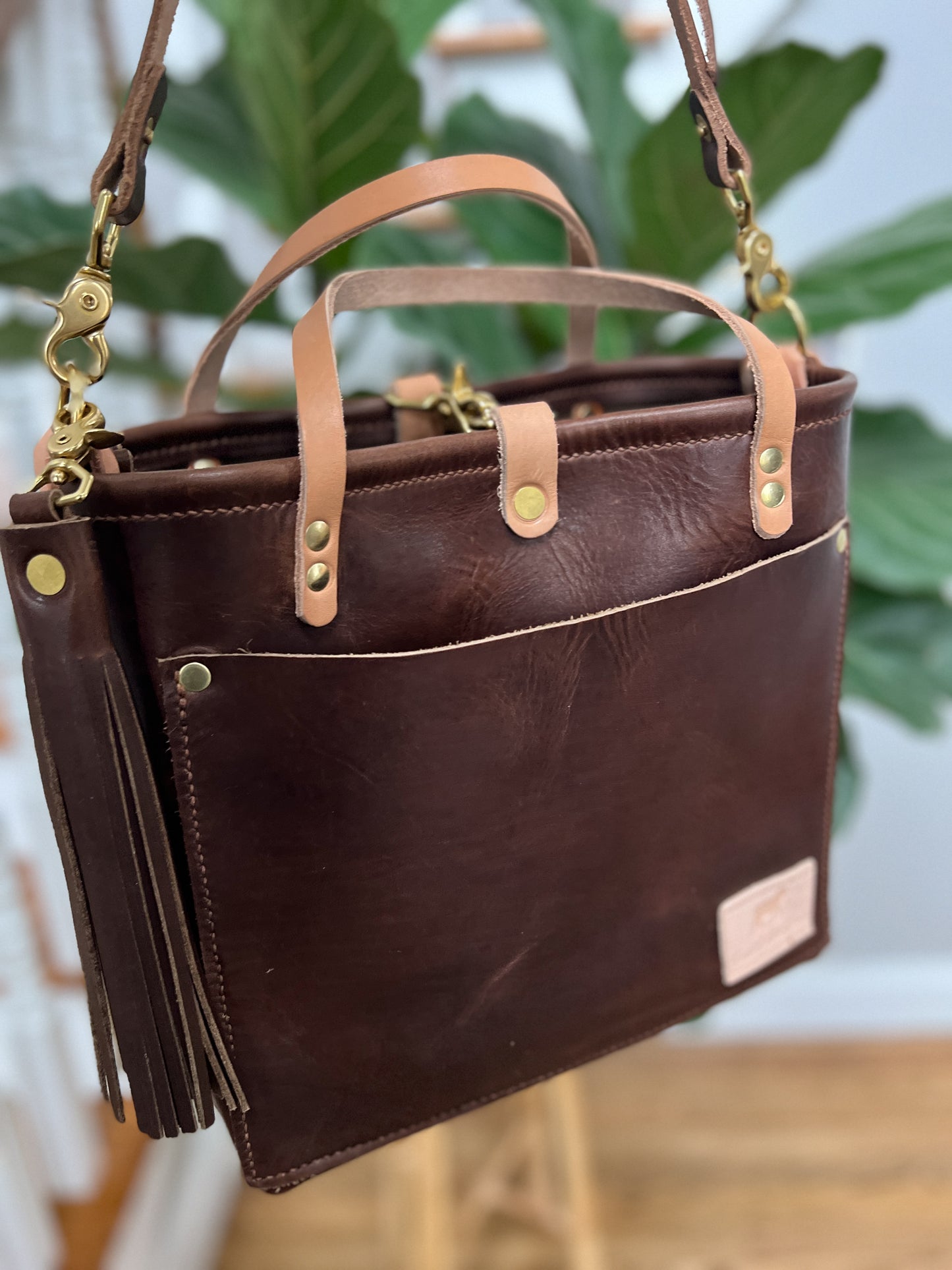 Brookie Medium Crossbody in Horween Nut Brown