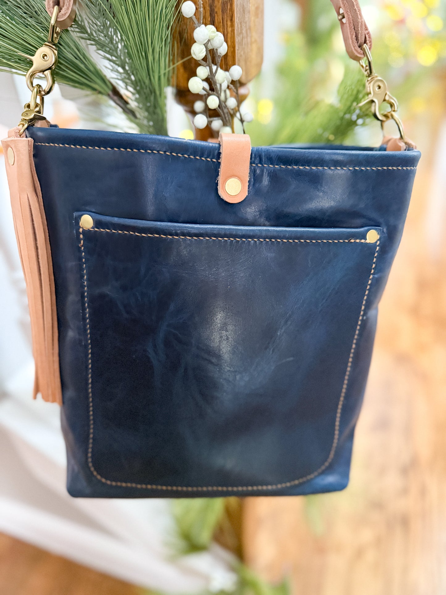 Bennett Bucket in Horween Cobalt Derby Veg Tan Leather