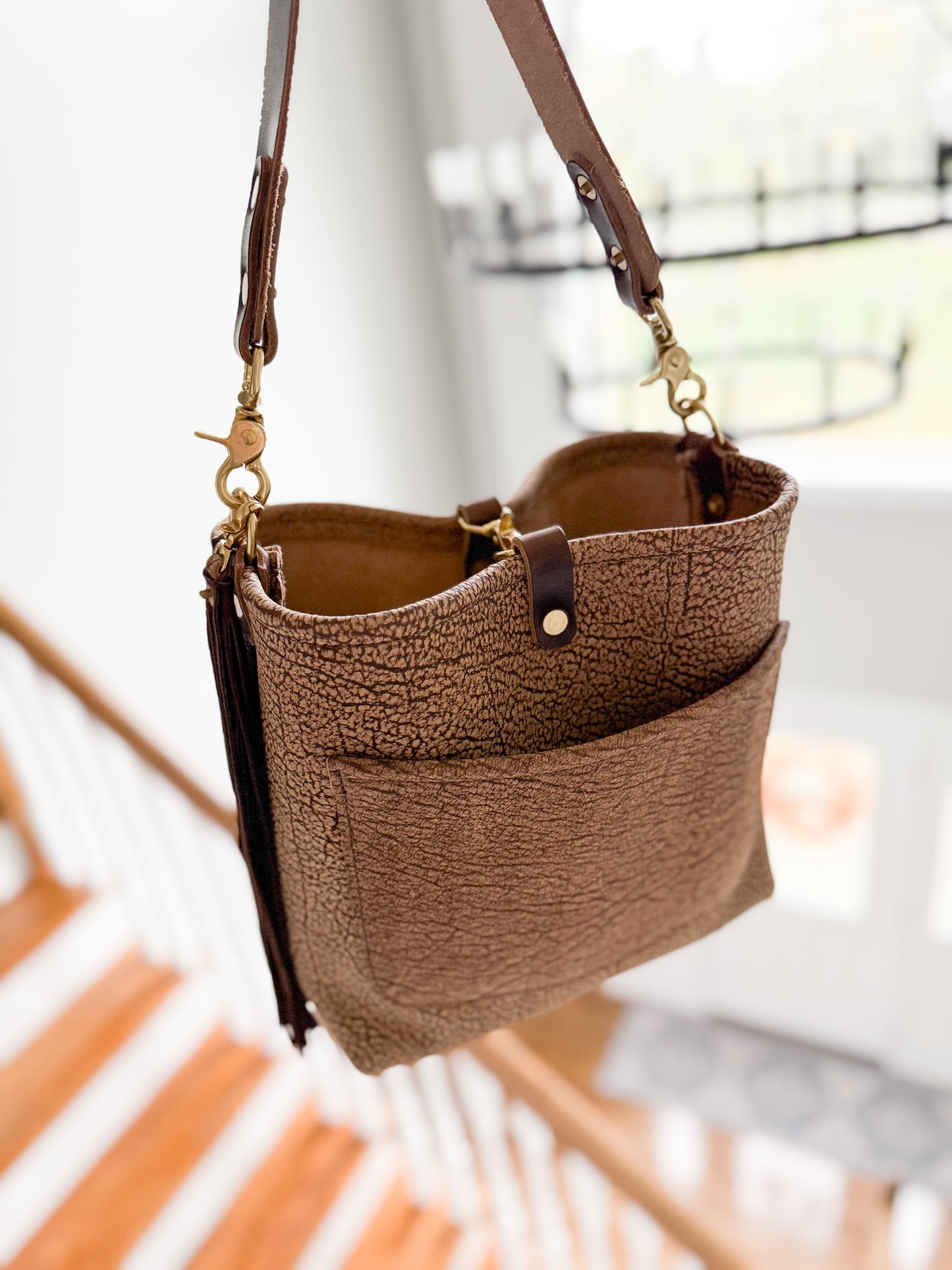 Bennett “shorty” Bucket in Full Grain Riverstone Bison