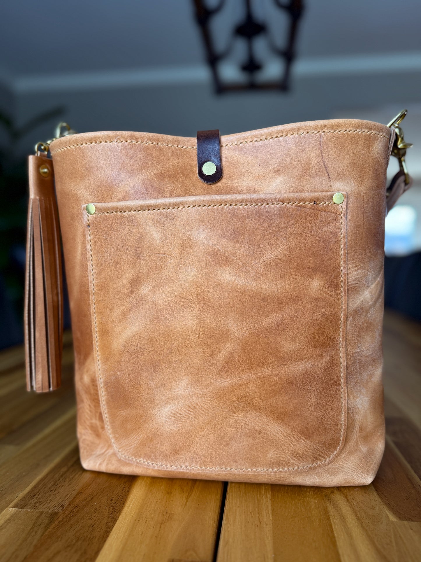 Bennett Bucket in Light Natural Derby Horween