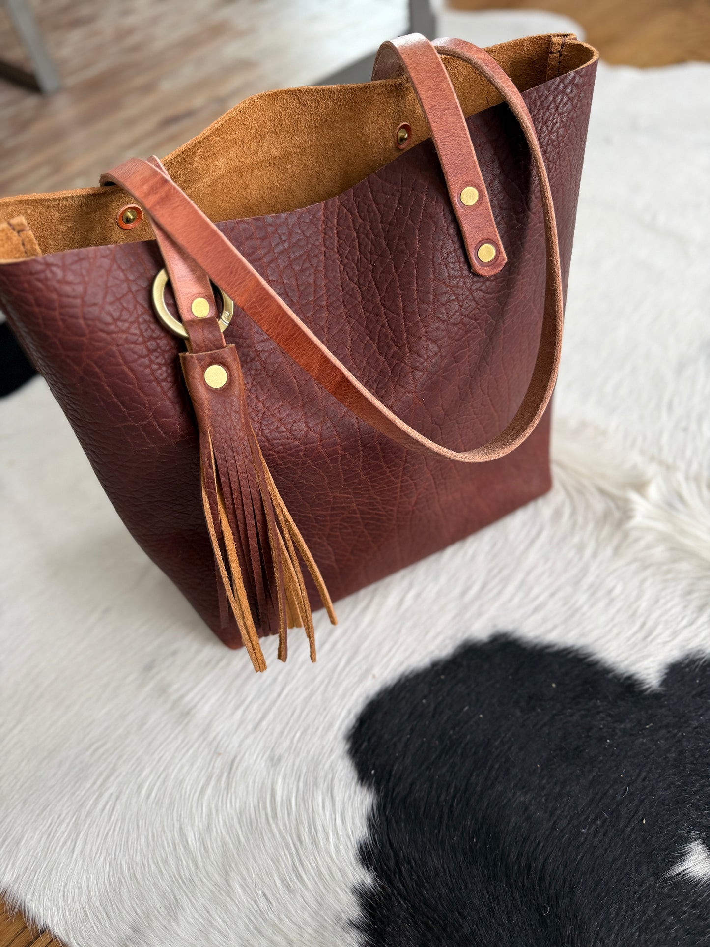 Classic Tote in Cherry Mahogany Full Grain Bison