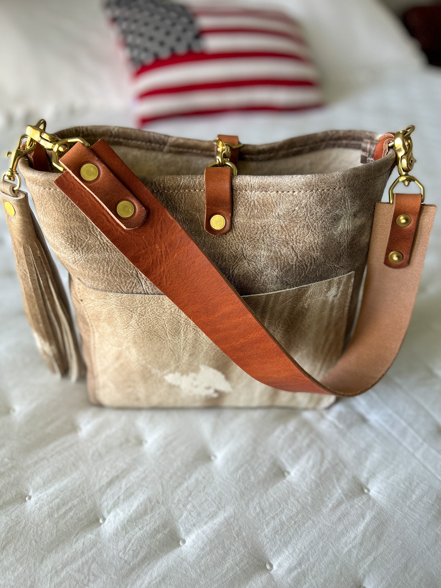 Bennett “shorty” Bucket in Vintage Cowhide