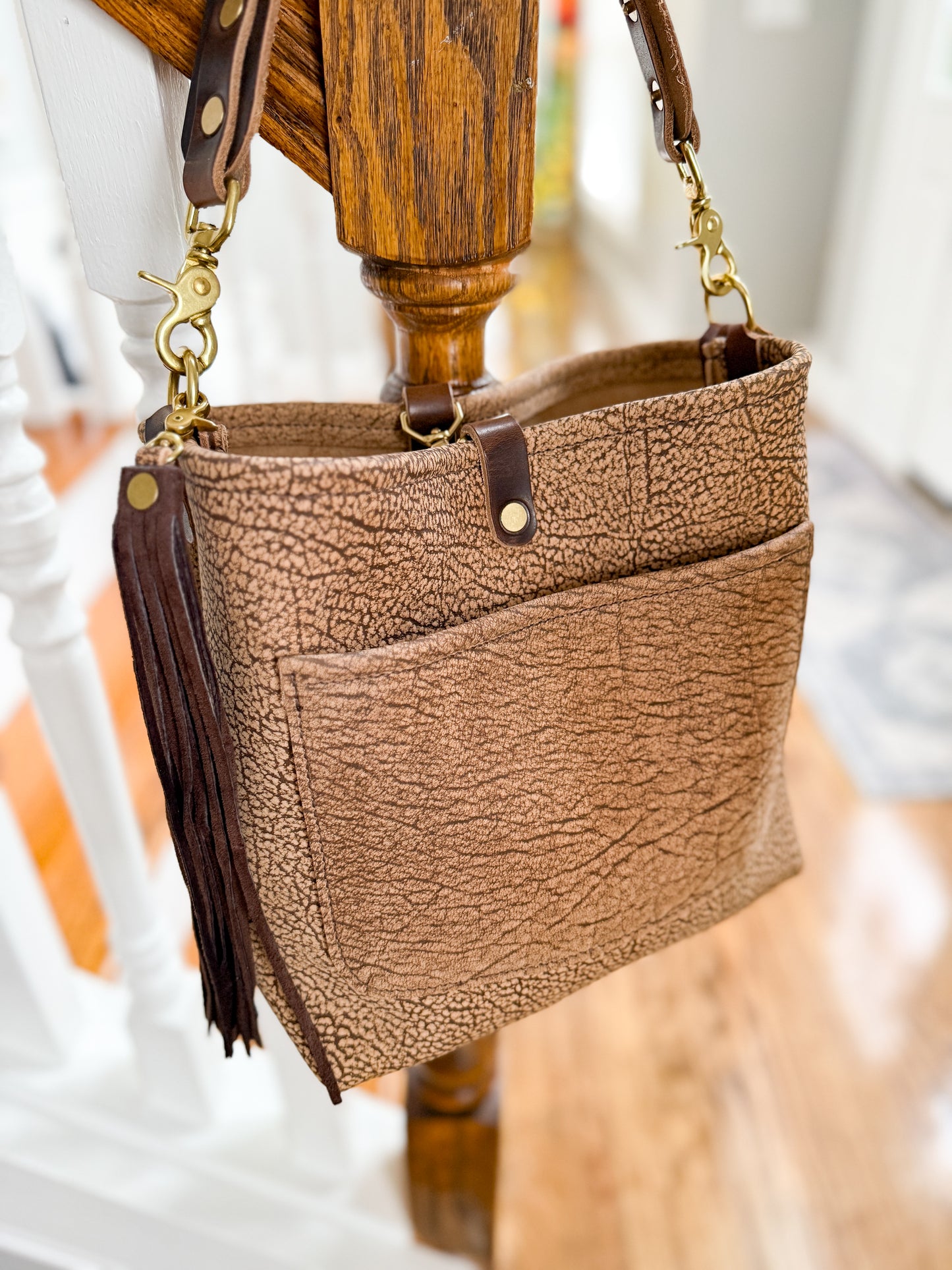 Bennett “shorty” Bucket in Full Grain Riverstone Bison