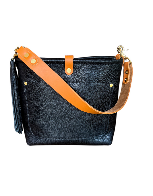 Bennett “shorty” Bucket in Horween Black Pebbled Leather