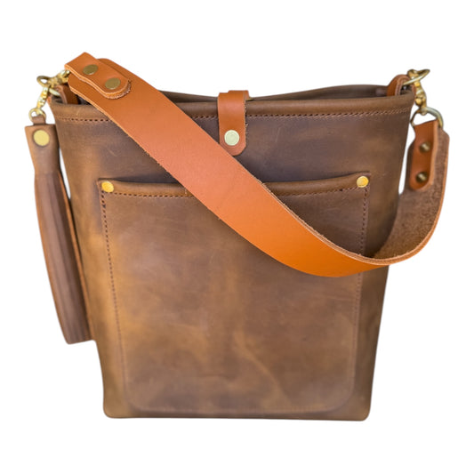 Bennett Bucket in Full Grain Tobacco