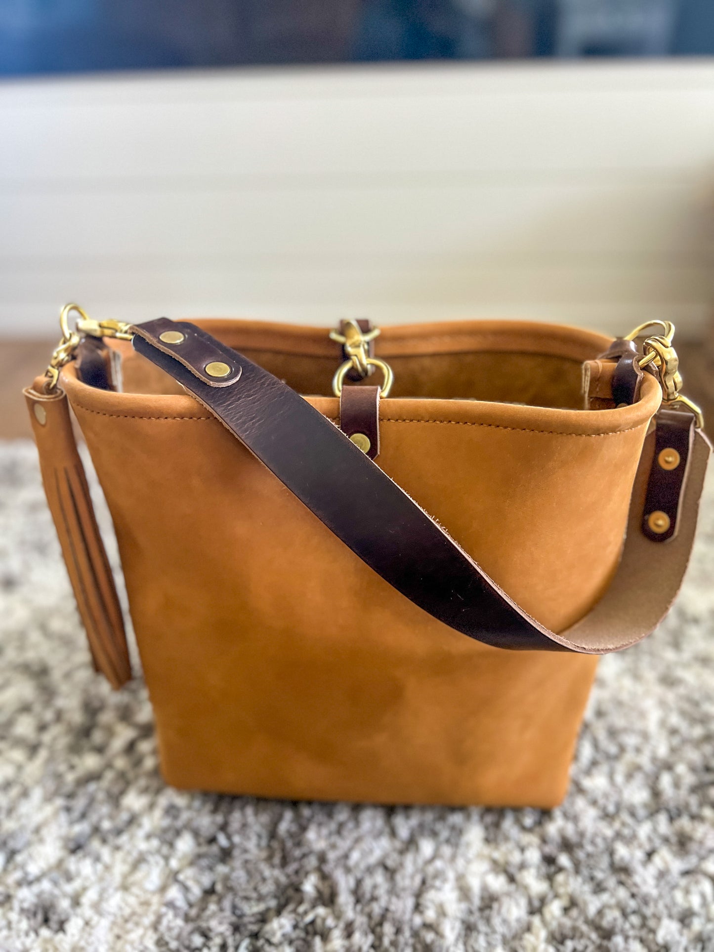 Hobo Bucket in Desert Sand Full Grain Leather