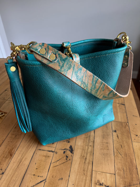 Hobo Bucket in Blue Moon Bison w/Candy Strap