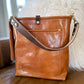 Bennett Bucket in Miel Cuoio Italian Leather