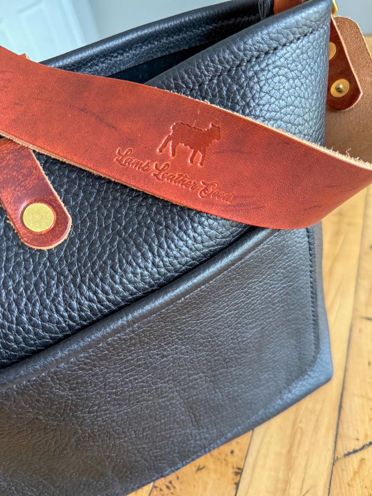 Bennett “shorty” Bucket in Horween Black Pebbled Leather