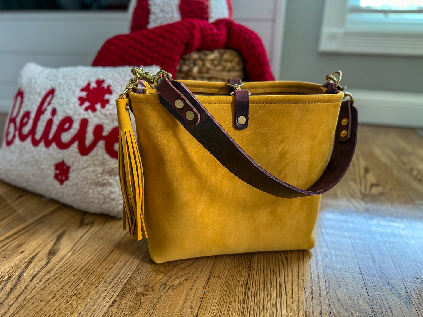 Hobo Bucket in Wheat Modesto Horween Leather