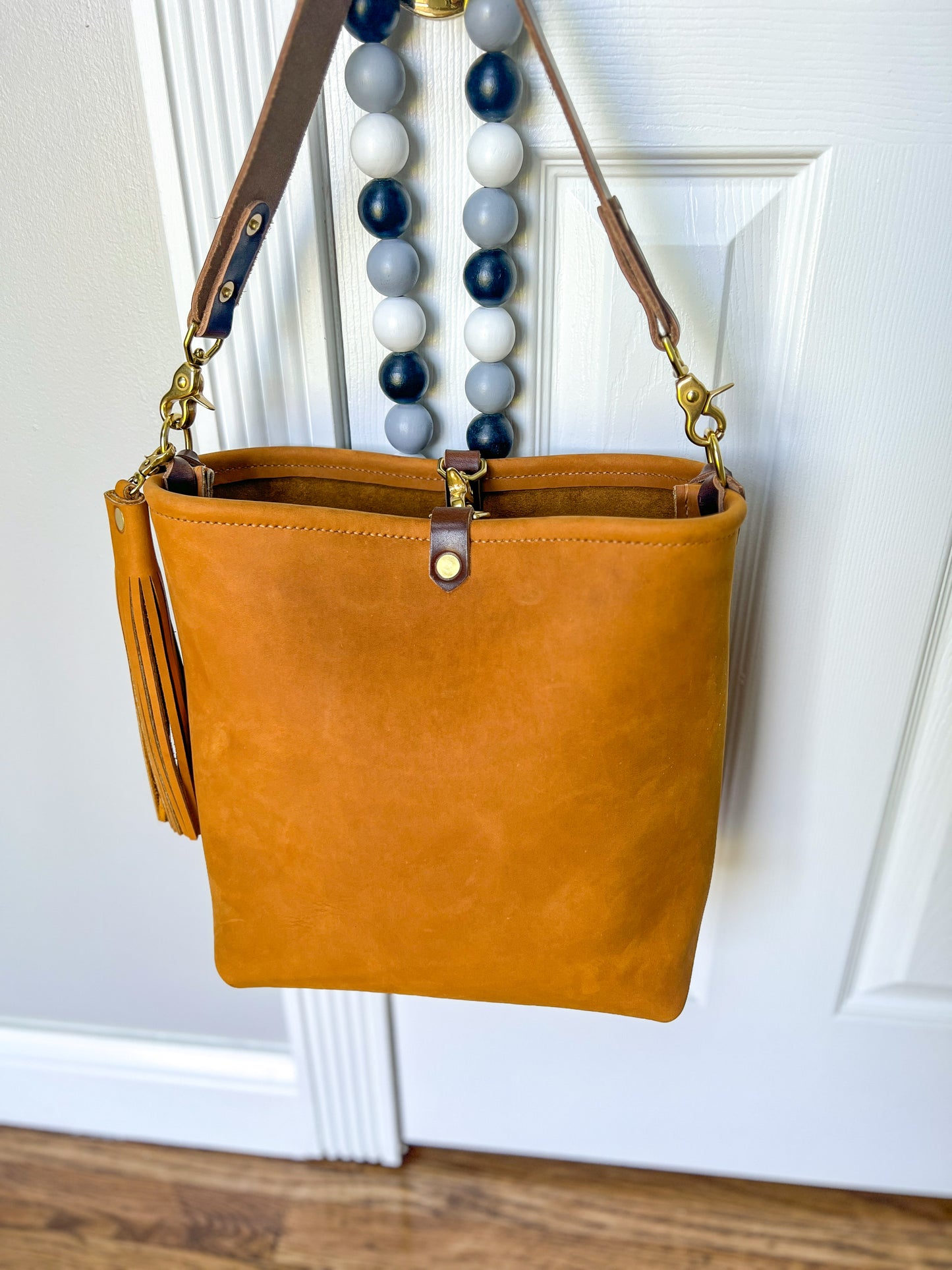 Hobo Bucket in Desert Sand Full Grain Leather