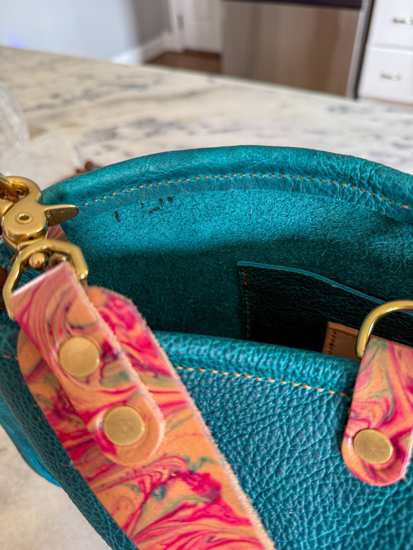 Hobo Bucket in Blue Moon Bison w/Candy Strap