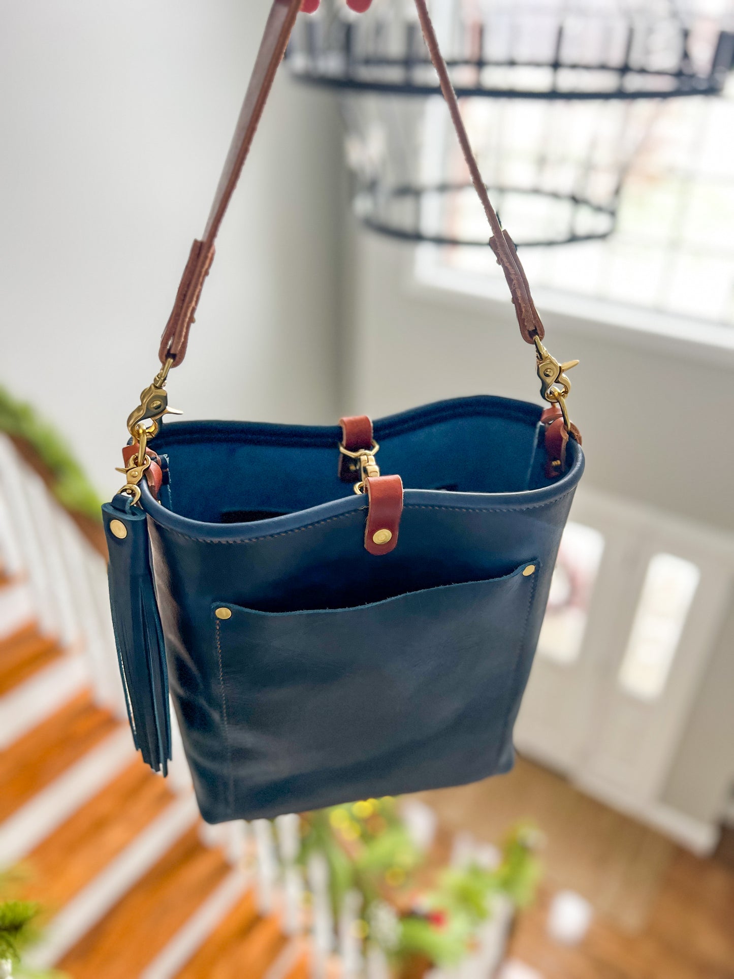 Bennett Bucket in Horween Cobalt Derby Veg Tan Leather