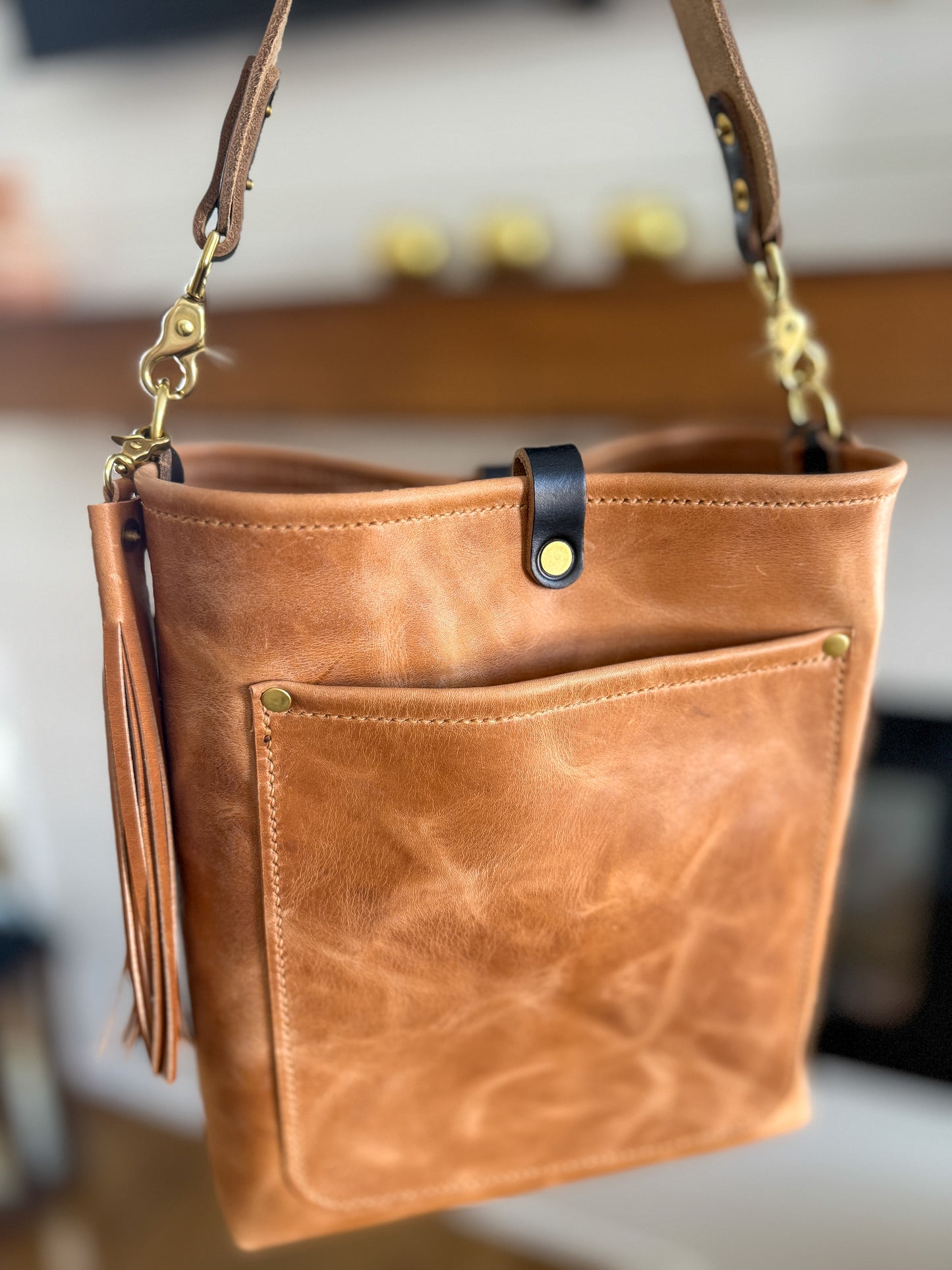 Bennett Bucket in Light Natural Derby Horween