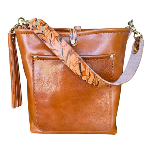 Bennett Bucket in Miel Cuoio Italian Leather w/Candy Strap